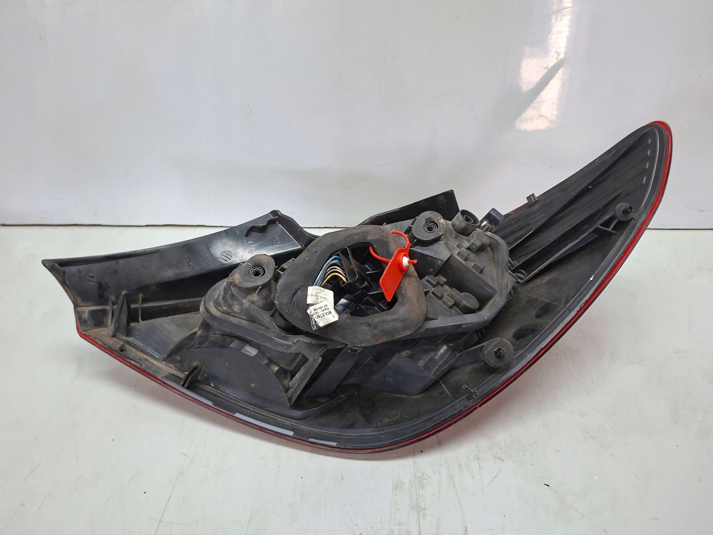 Licht hinten links 89392995 OPEL CORSA D 5D 2006