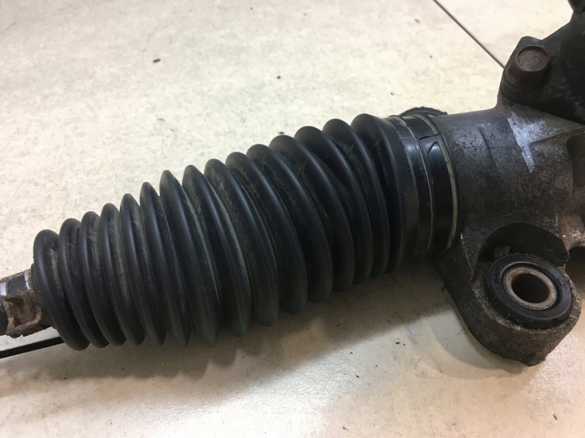 Boîter direction YARIS et 1.3 07315339