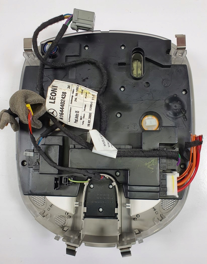 LAMPKA OŚWIETLENIE WNĘTRZA SOS MERCEDES GL X164 Numer katalogowy części A1648207185