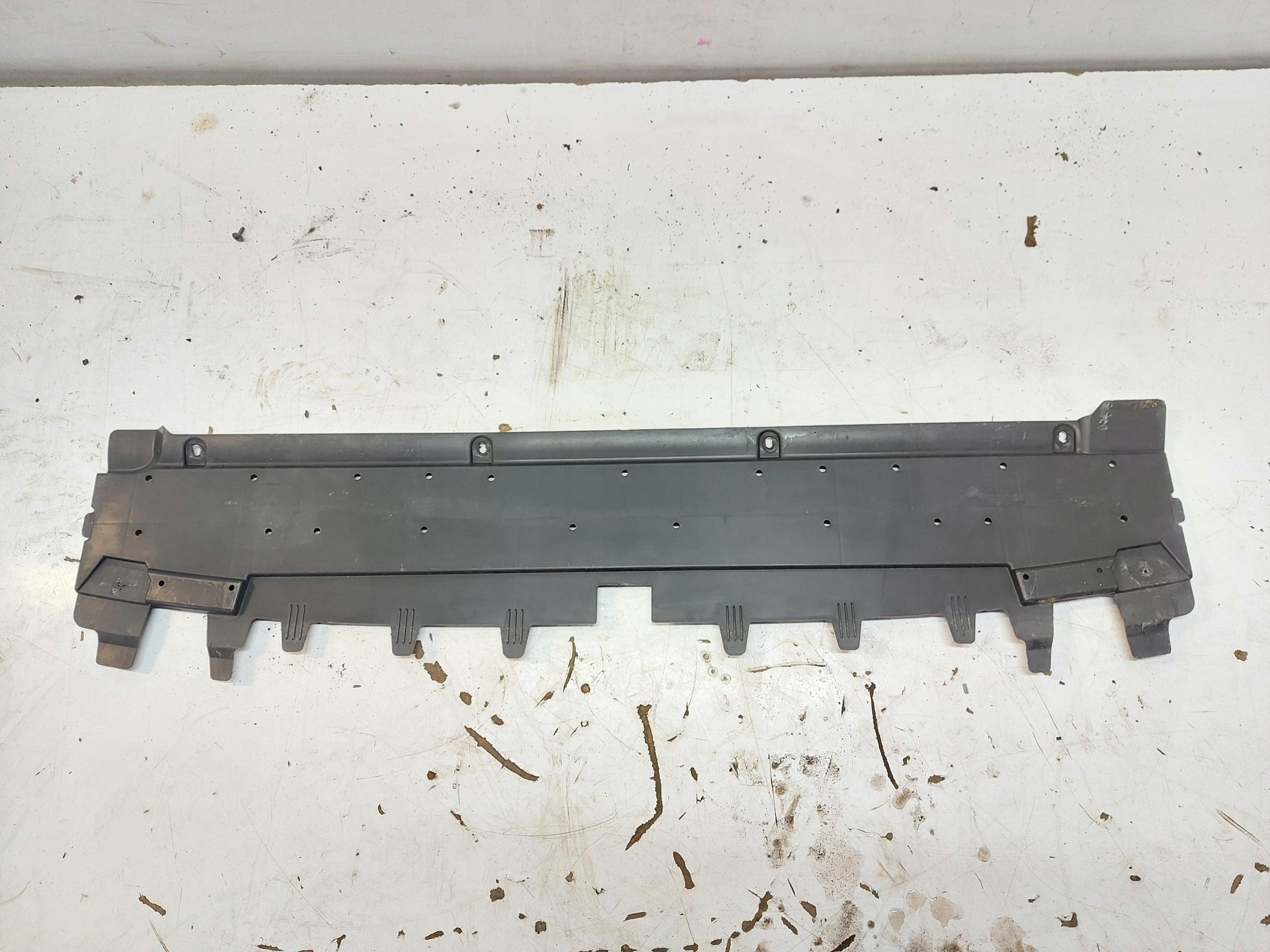 Audi RSQ3 Q3 83A 2022r cover below bumper front 83A807611A