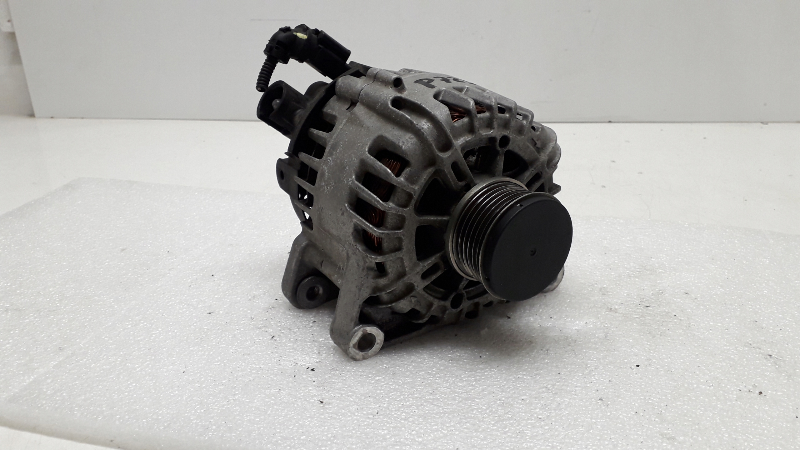 CITROEN PEUGEOT OPEL 1.2THP ALTERNATOR 9826574080
