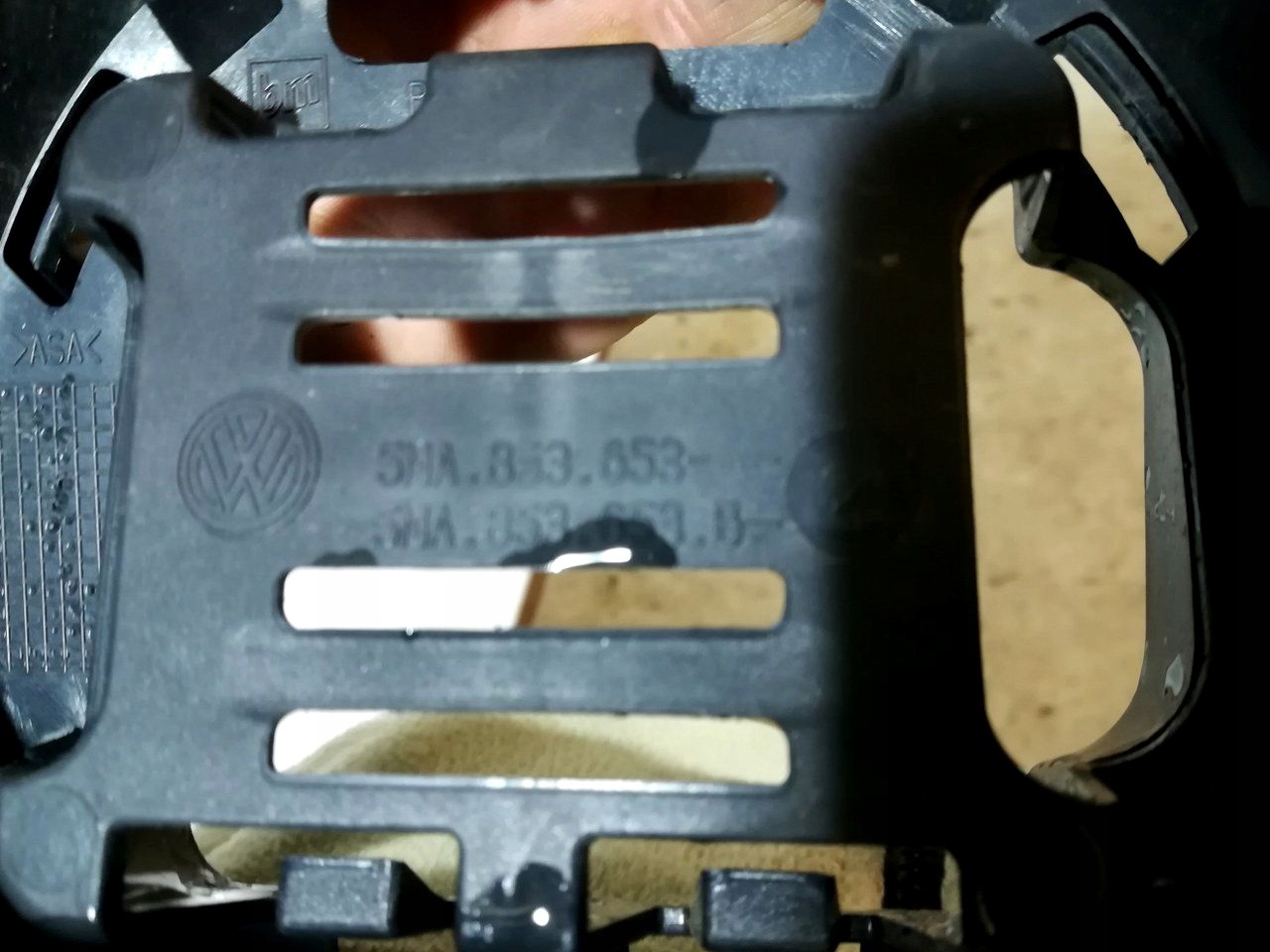 VW Tiguan Kühlergrill FRONTGRILL Kühlergitter 5NA853653 - Thumbnail 4