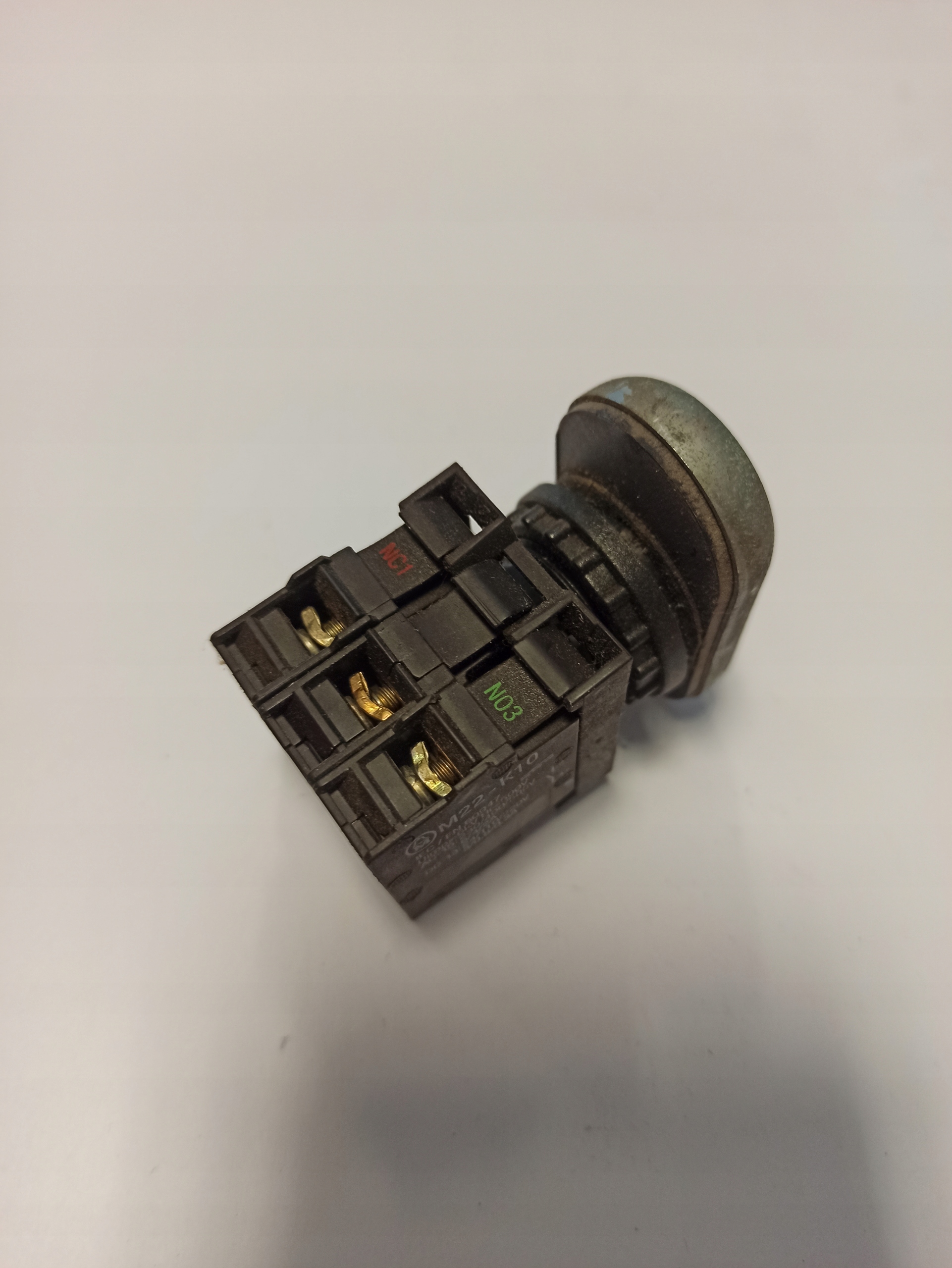 PRZYCISK PODWÓJNY WŁĄCZNIK STERUJĄCY M22-K01 EATON Marka Eaton