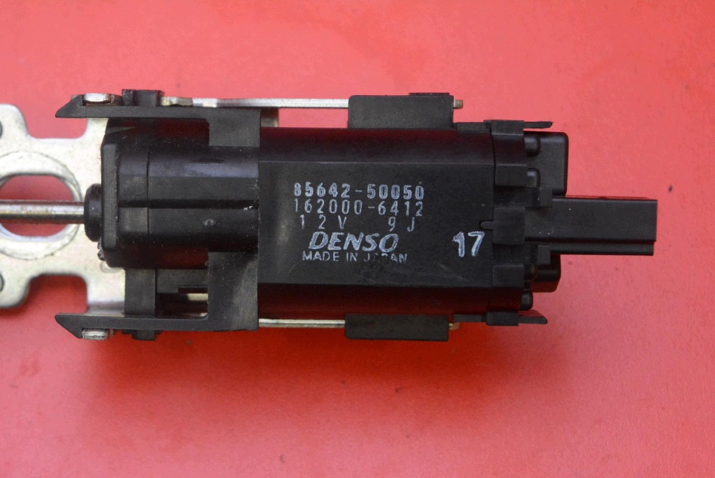 mini motor control supports right front 85642-50050 LEXUS LS 4 IV LS600H 06-09