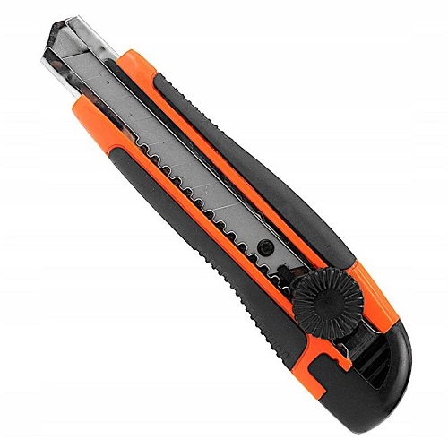 

Nóż z ostrzem łamanym 18mm RD-07-043