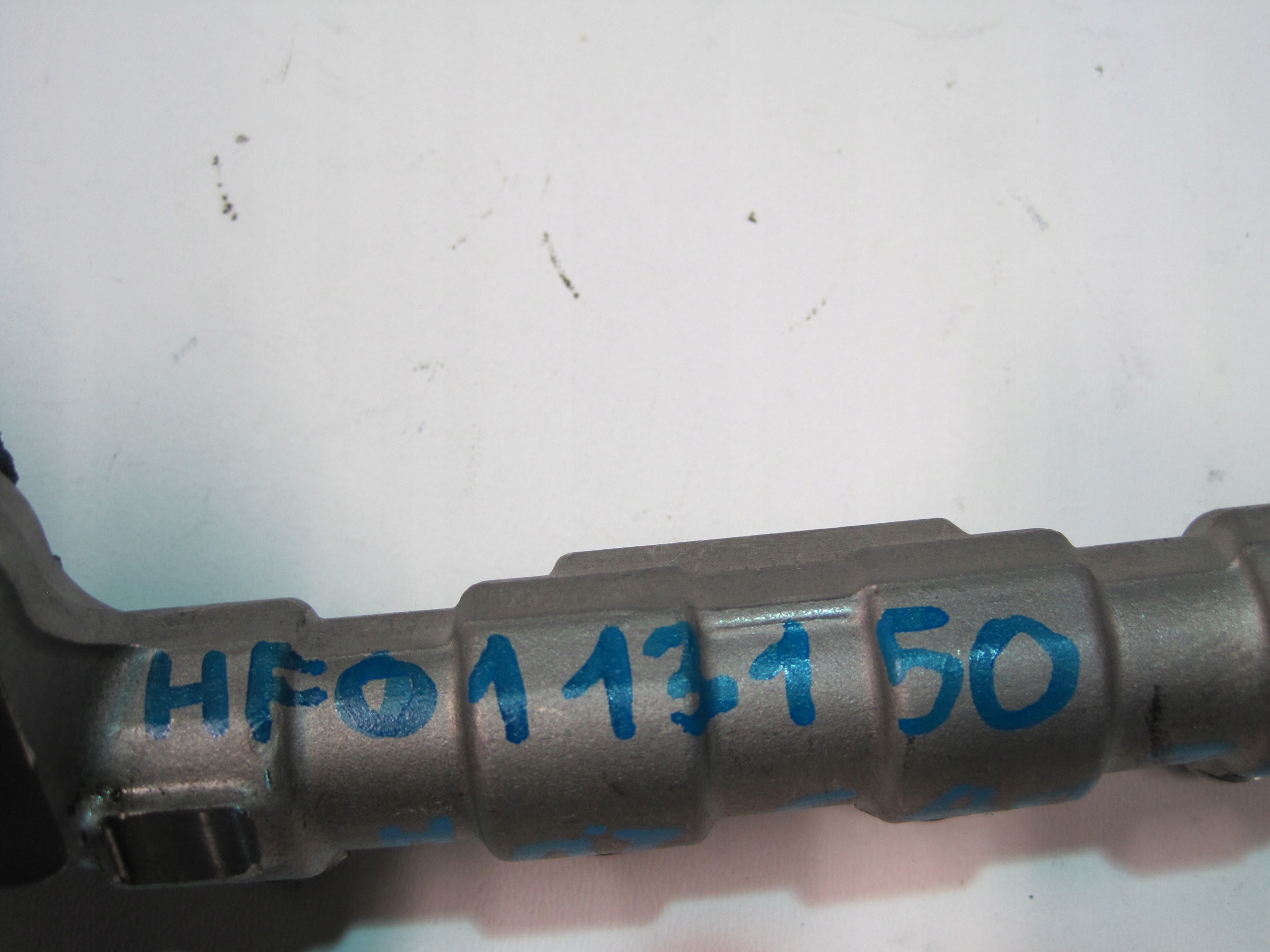 Rampe injection MAZDA 3 2,0H HF0113150
