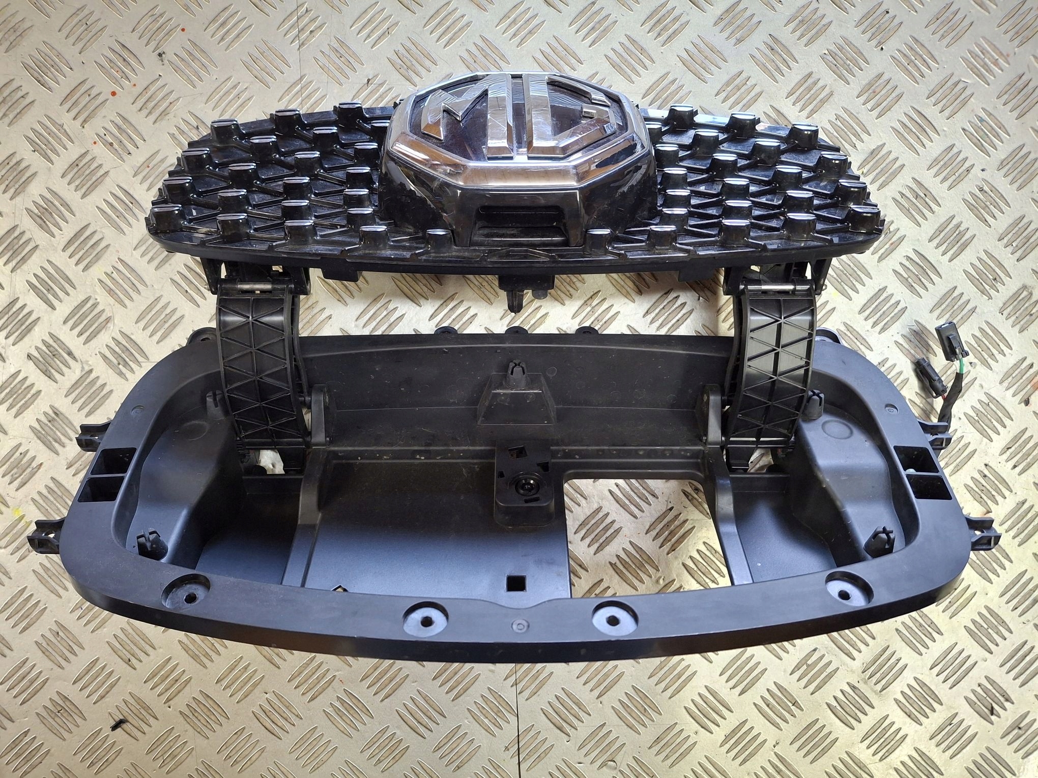 maska adapter LADOWANIA MG ZS EV 2018R->