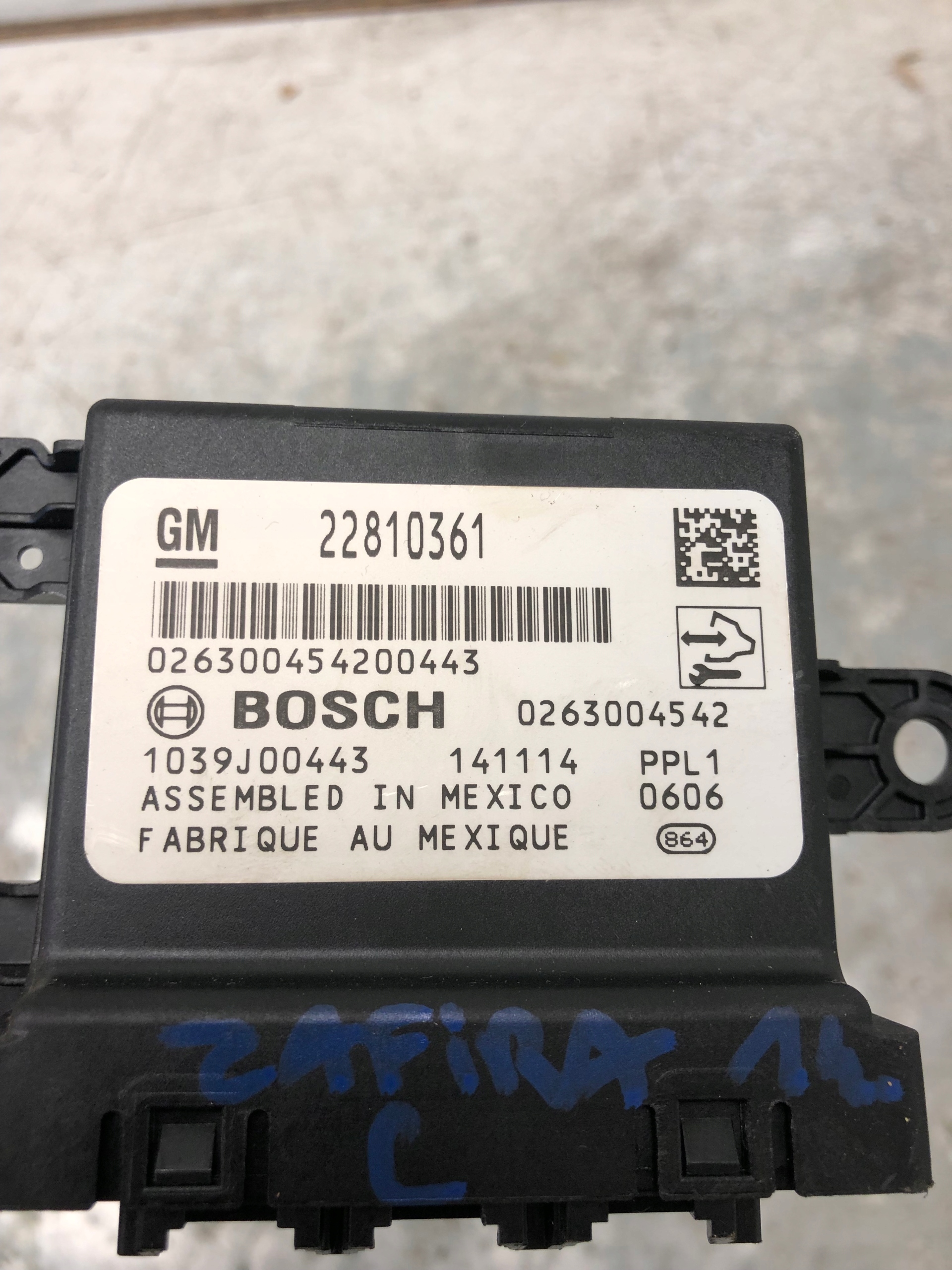 module control unit PDC OPEL ZAFIRA C 22810361