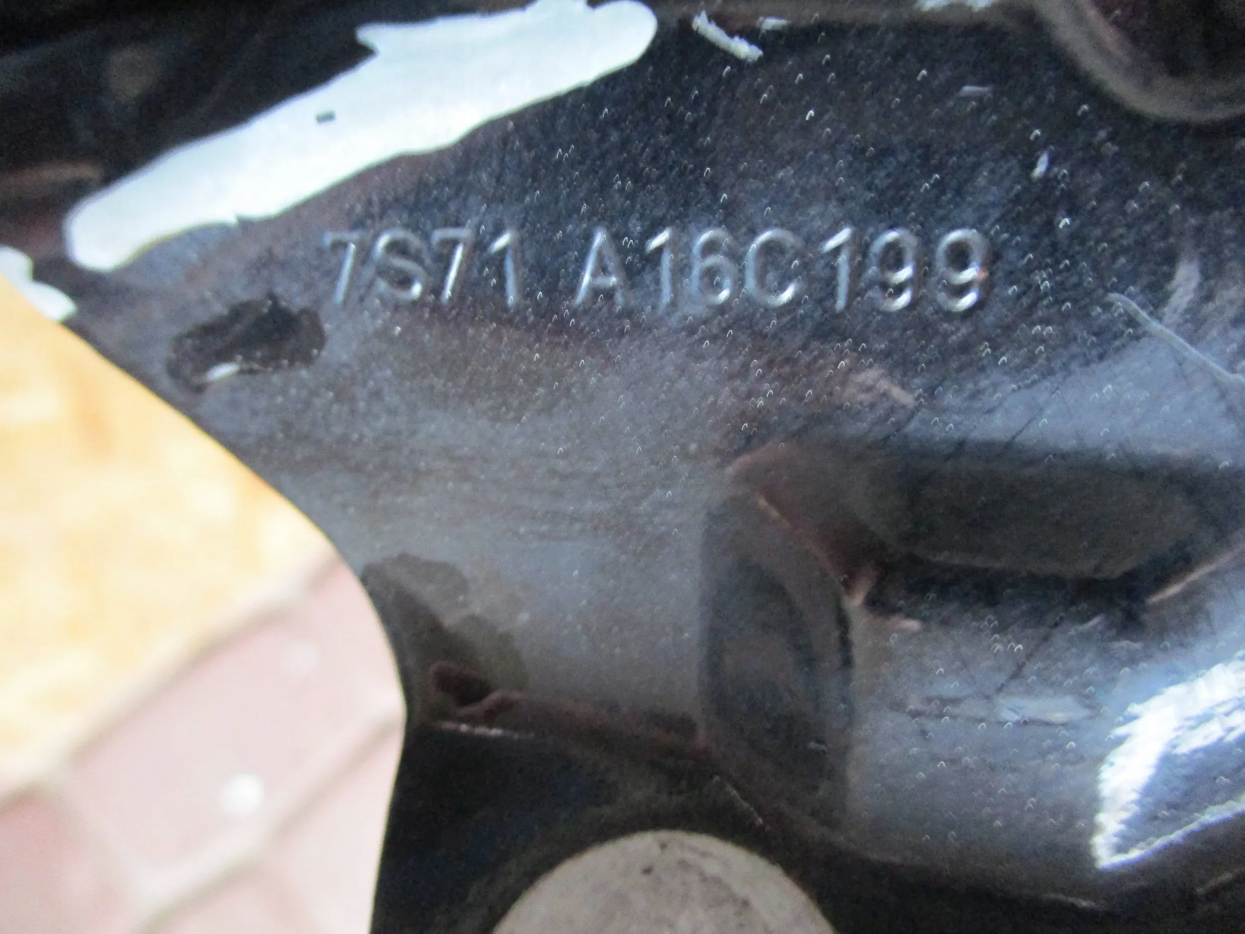 fender front front left FORD MONDEO MK4