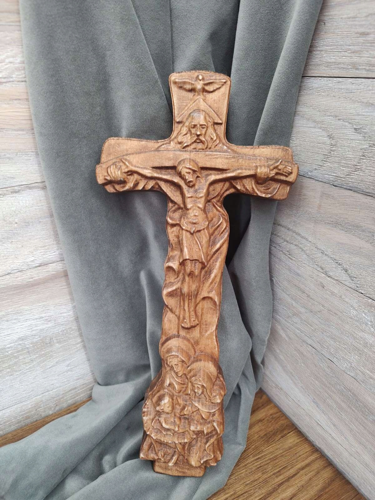 Dřevěný kříž Plochý socha Svatý Ježíš biřmování primice 50