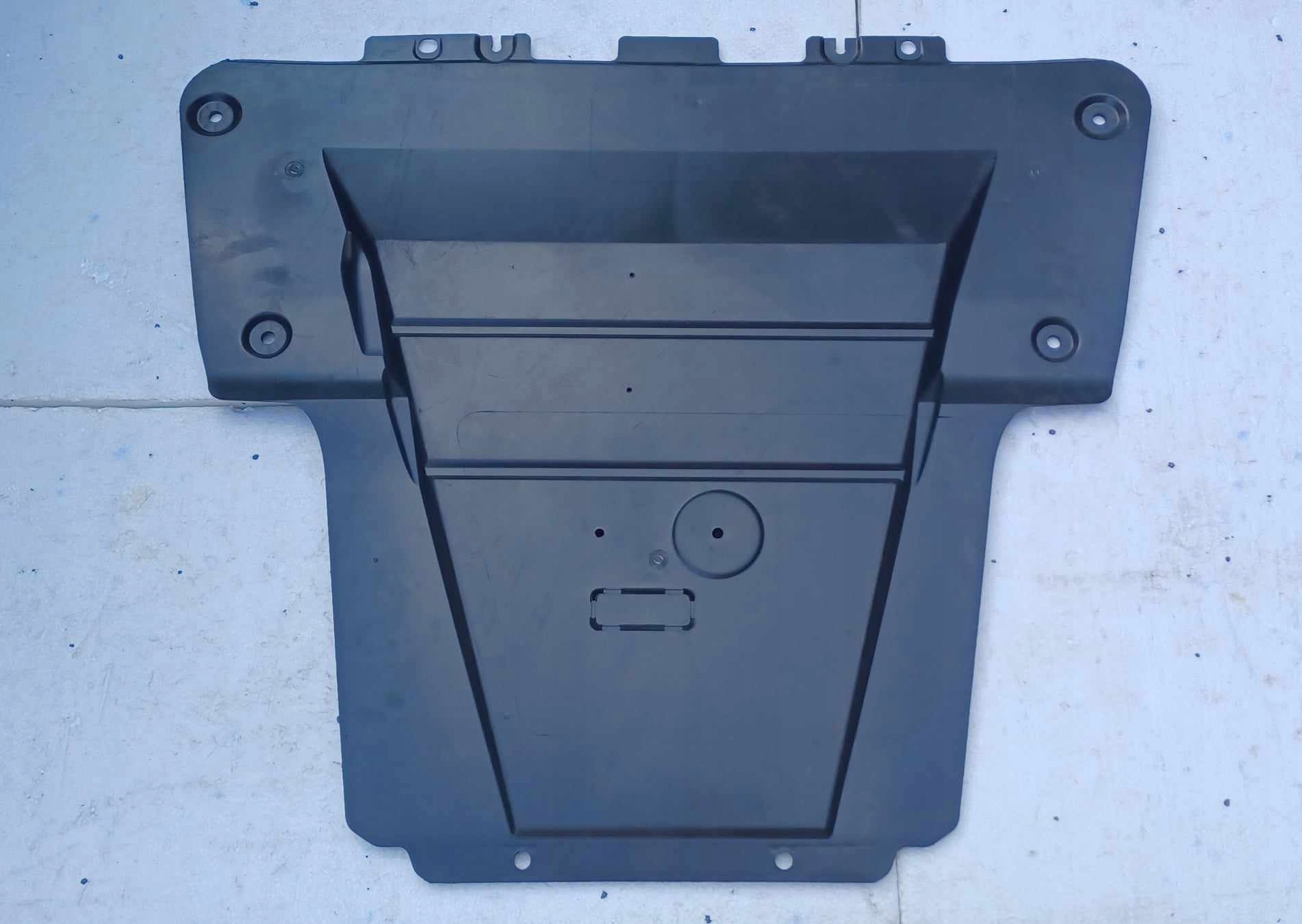 Renault OE 8200431054 cover below engine