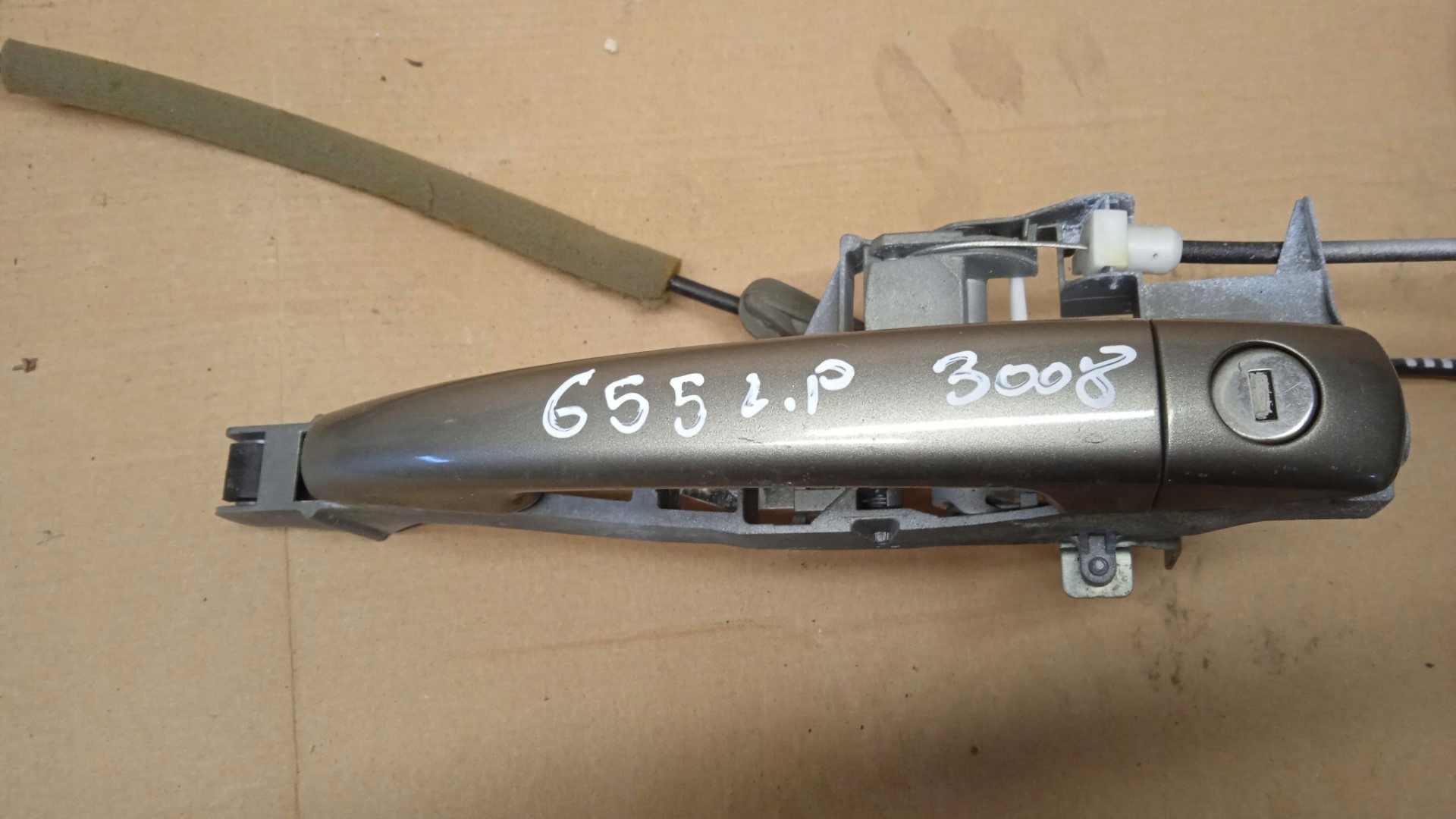 PEUGEOT 3008 I KLAMKA DRZWI ZAMEK PRZOD LEWY EVGC Installation side Left front