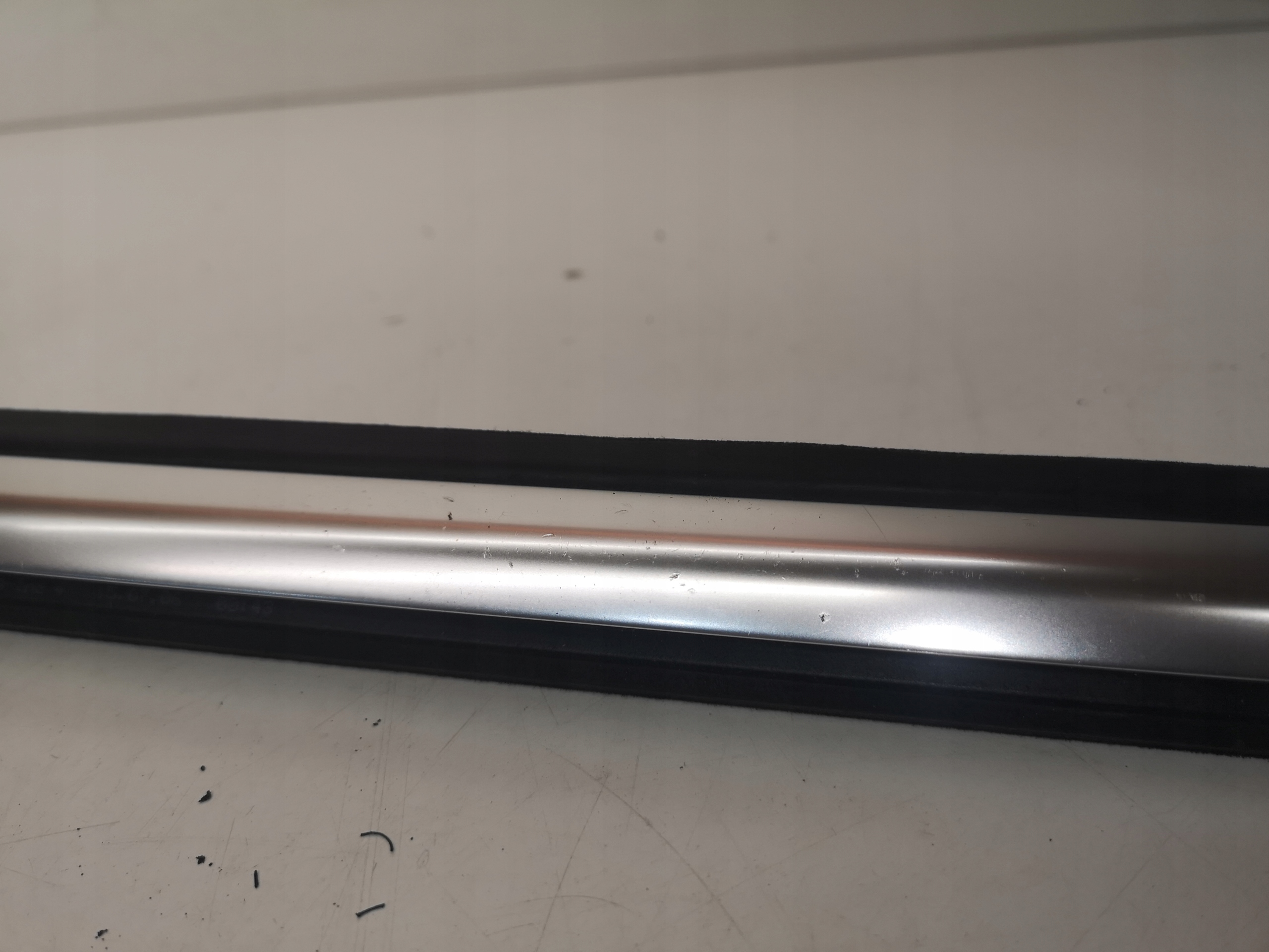 moulding CHROM windows rear part AUDI A4 B7 CABRIO 8H0839477