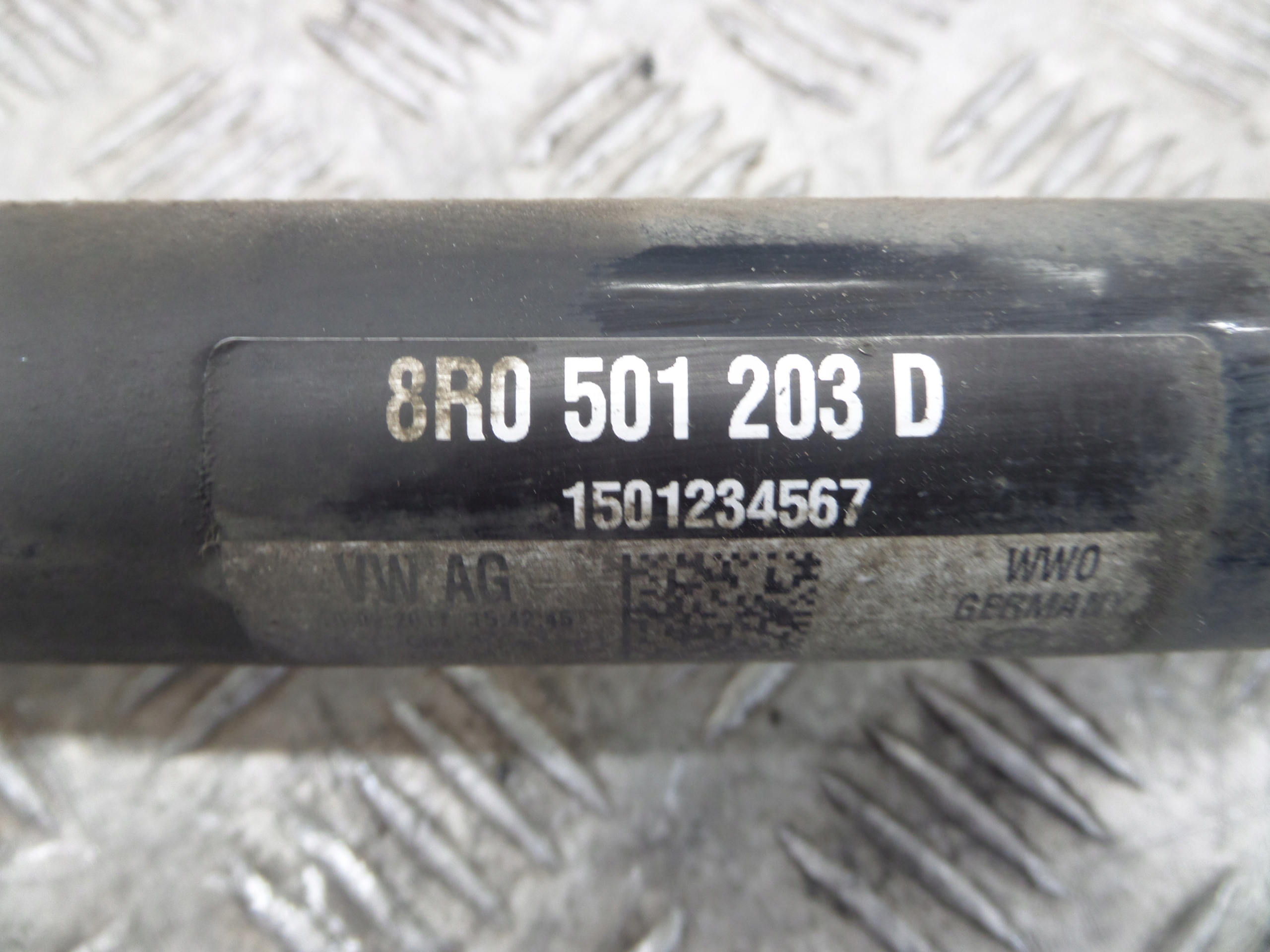 semi-axis rear 8R0501203D AUDI RS6