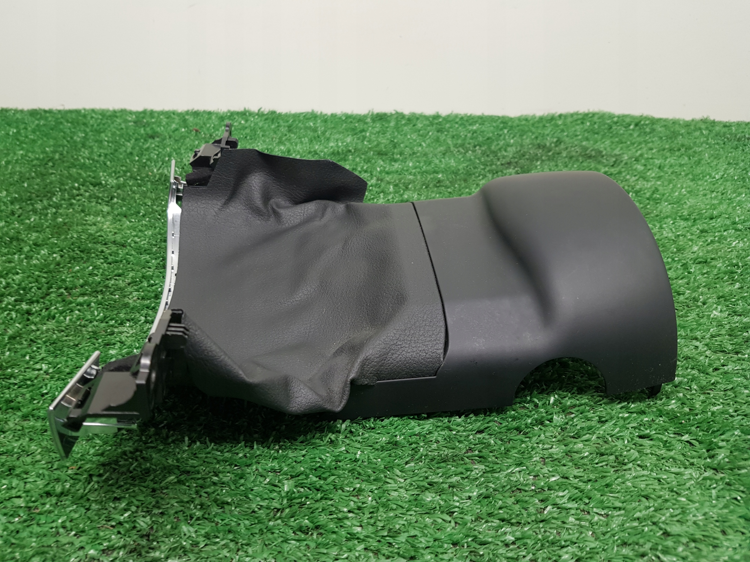 Blende Abdeckung der Lenksäule des Lenkrads AUDI A6-C7 4G0953515
