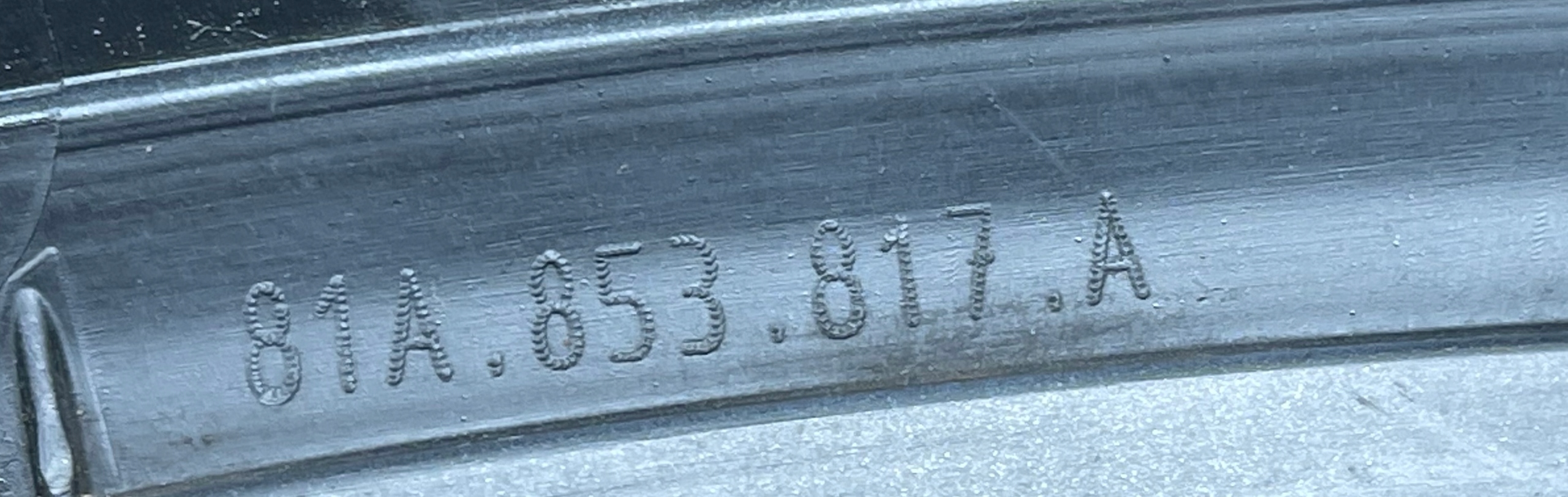 K31 AUDI Q2 81A modanatura parafango sinistra posteriore 81A853817A