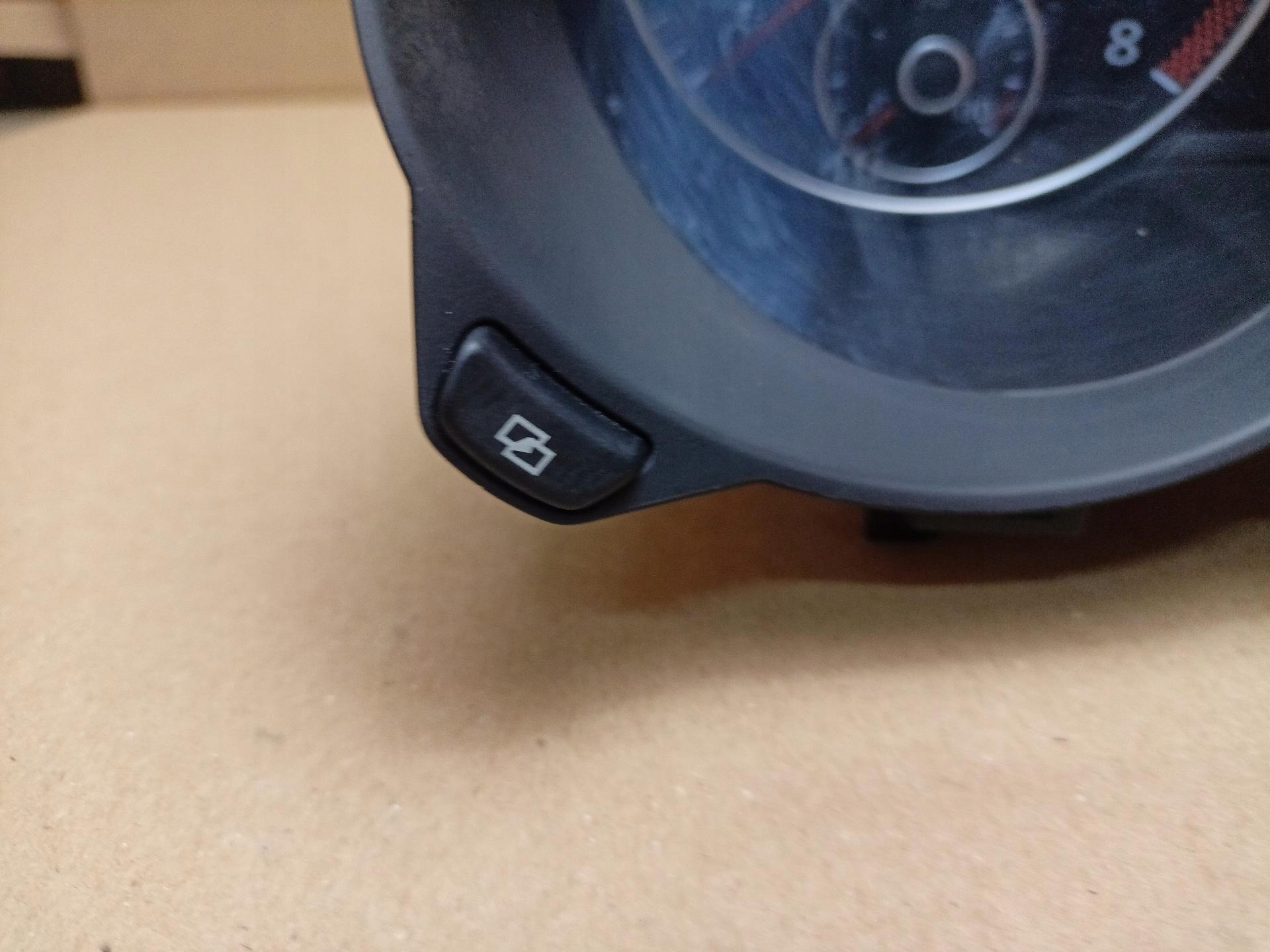 dials Volkswagen Sharan 2 2012 7N0920870D