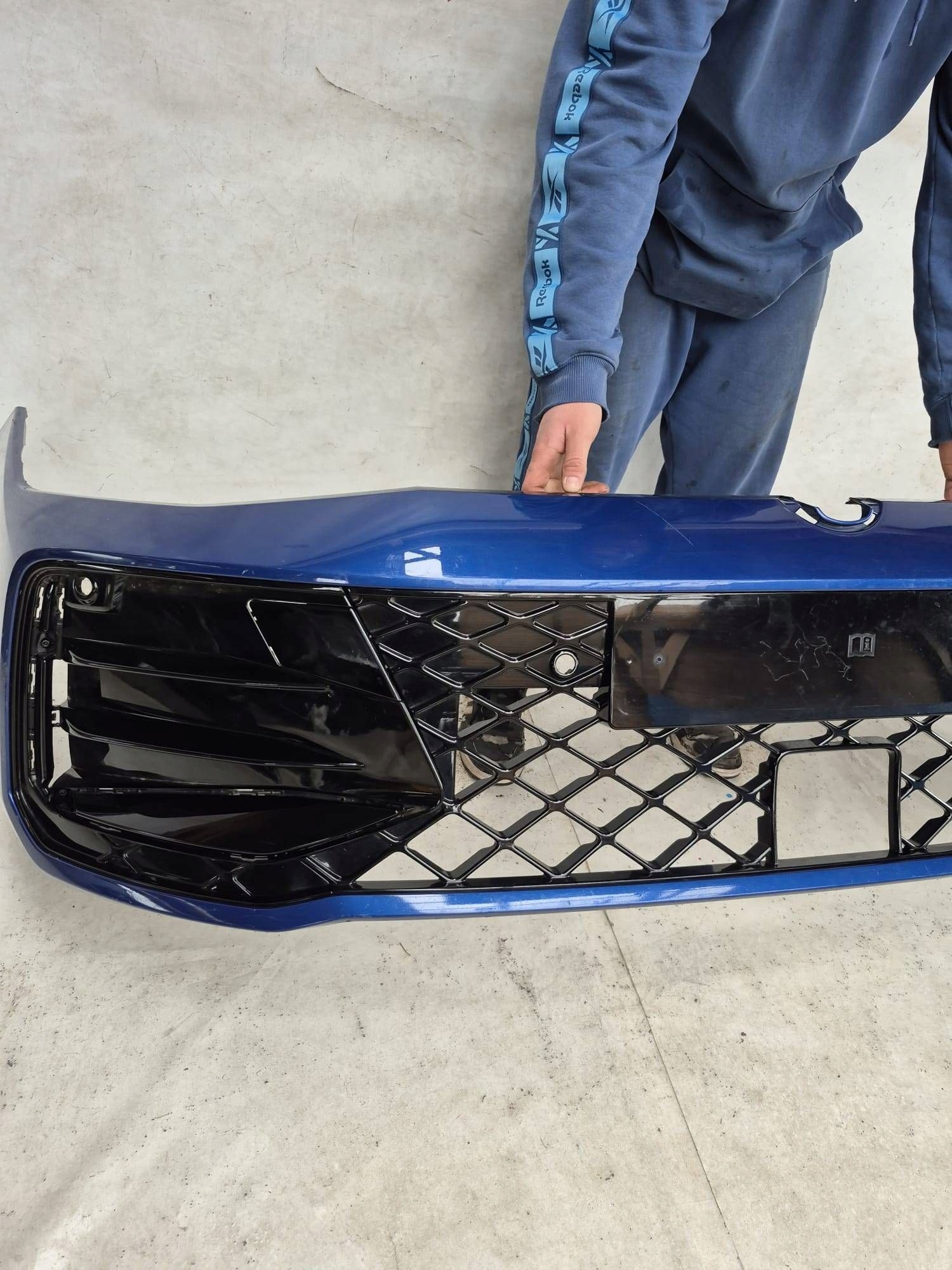 VW PASSAT B9 3J0 R-LINE 23- bumper front front PDC
