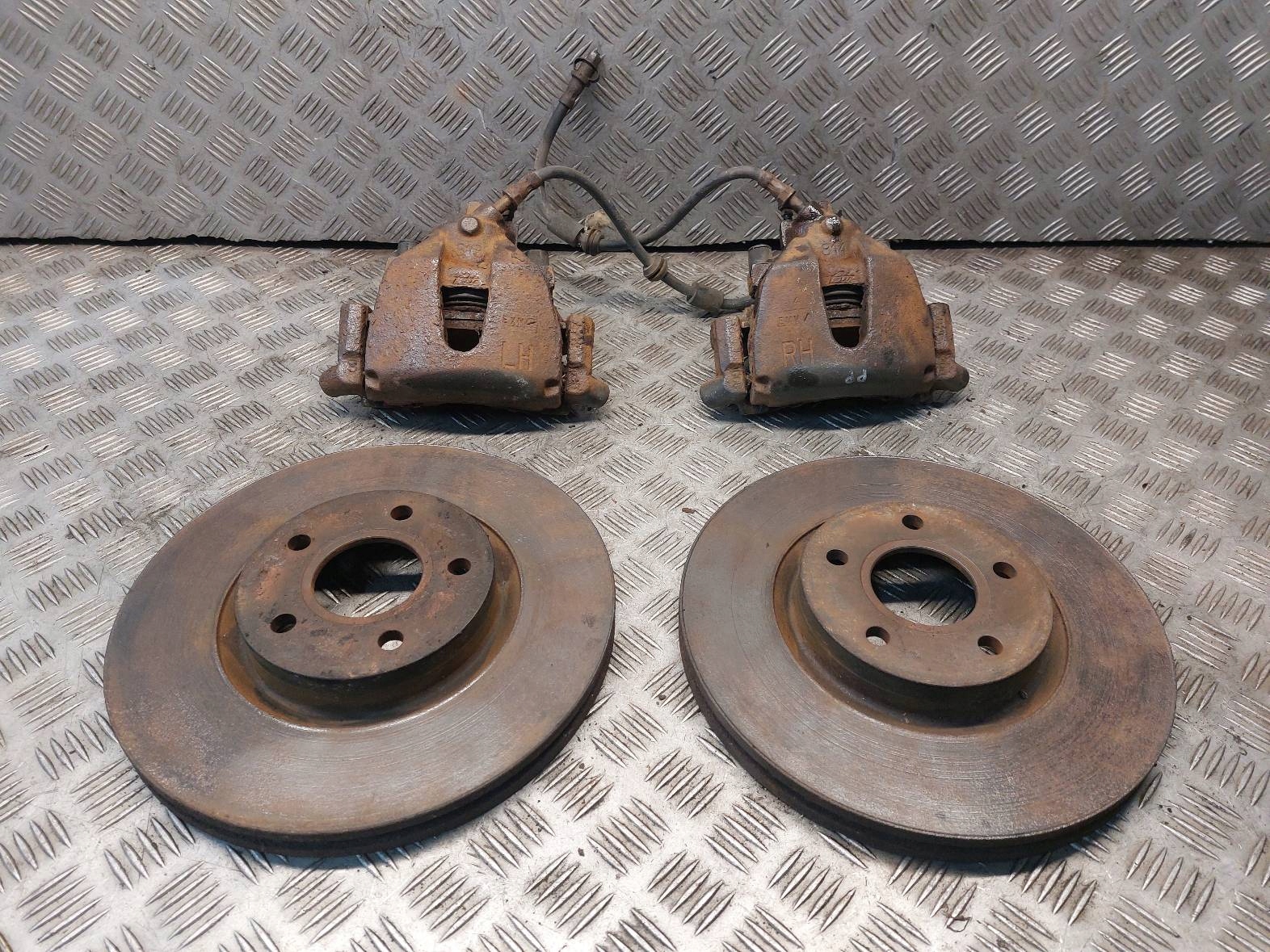 discs brake front + calipers VOLVO V50 and 2.0 D