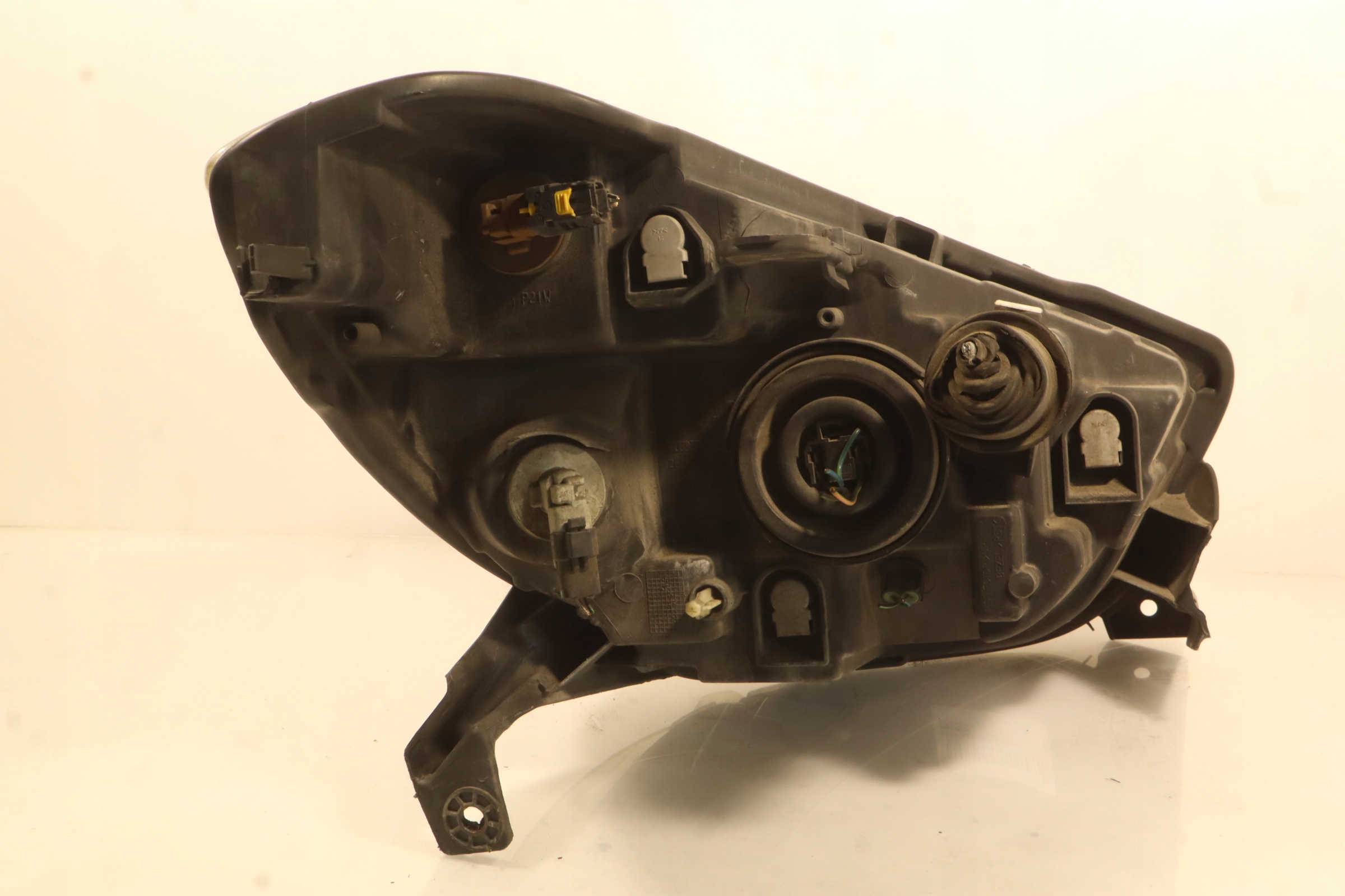 light left front DACIA DOKKER 260609769R