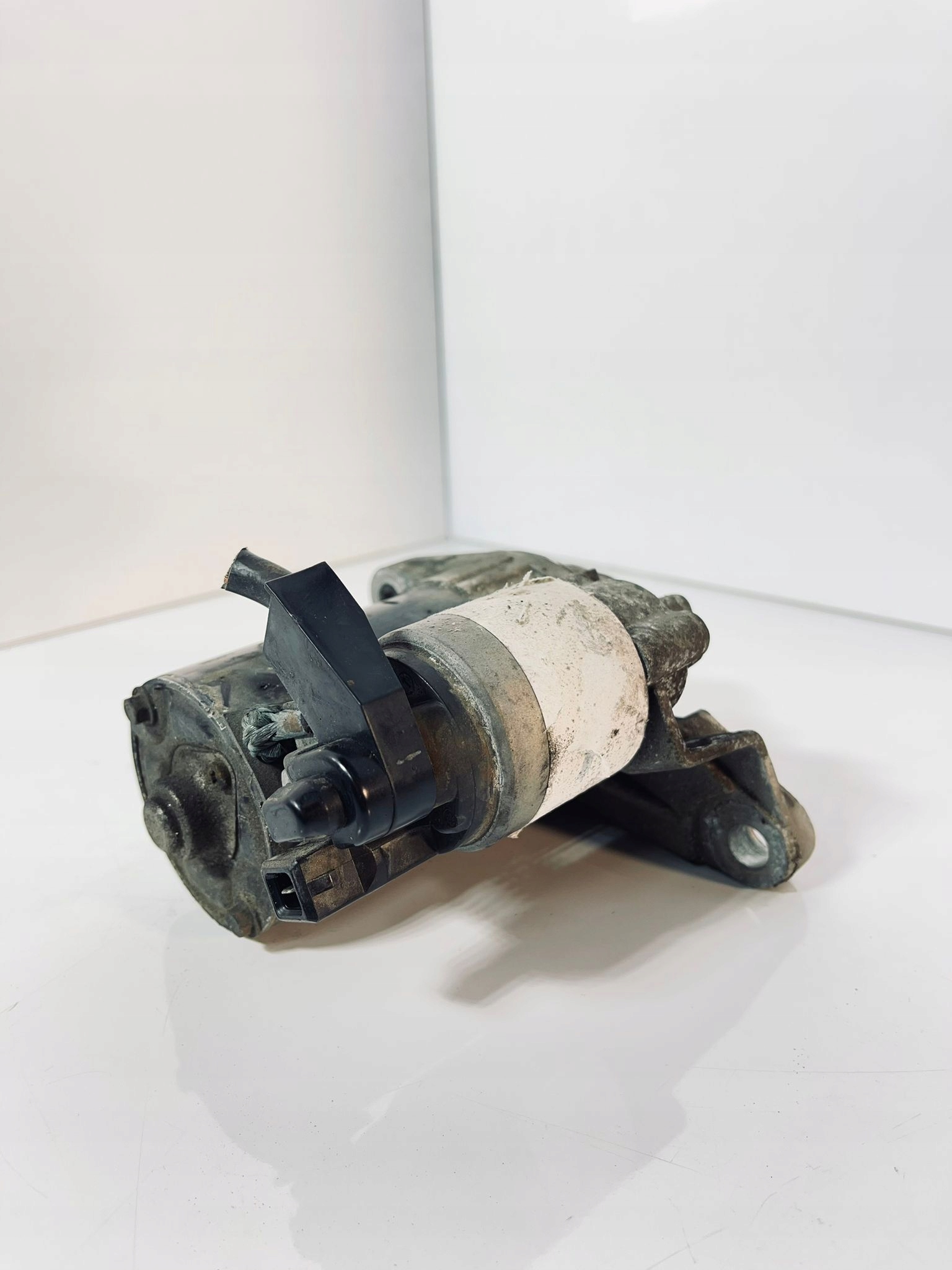 VW Fox 05-11 starter 1.2 8V 001120408 02T911023G