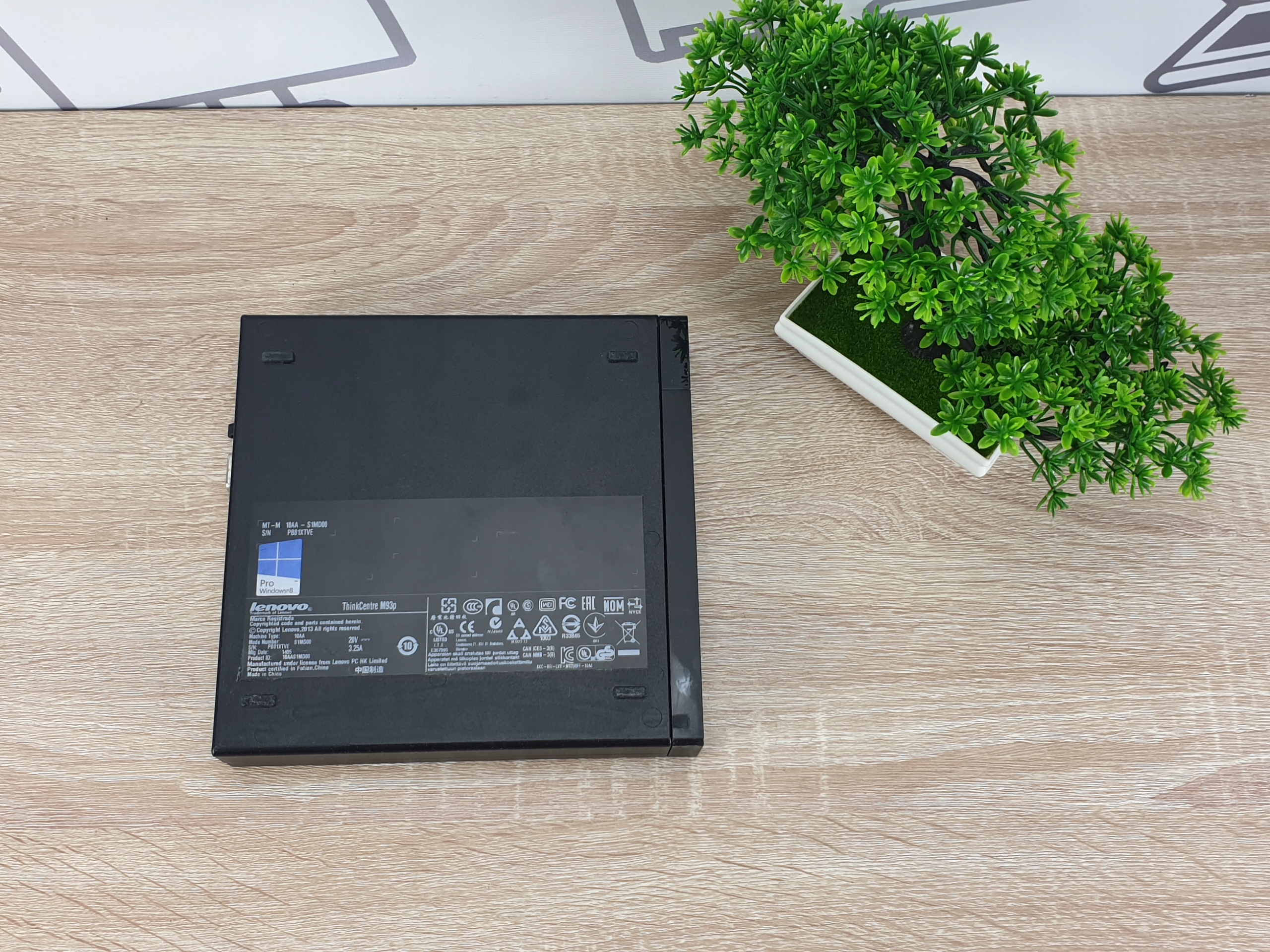 Mini komputer Lenovo M93p Tiny i5 16GB 128 SSD W10 Model procesora Intel Core i5-4570T