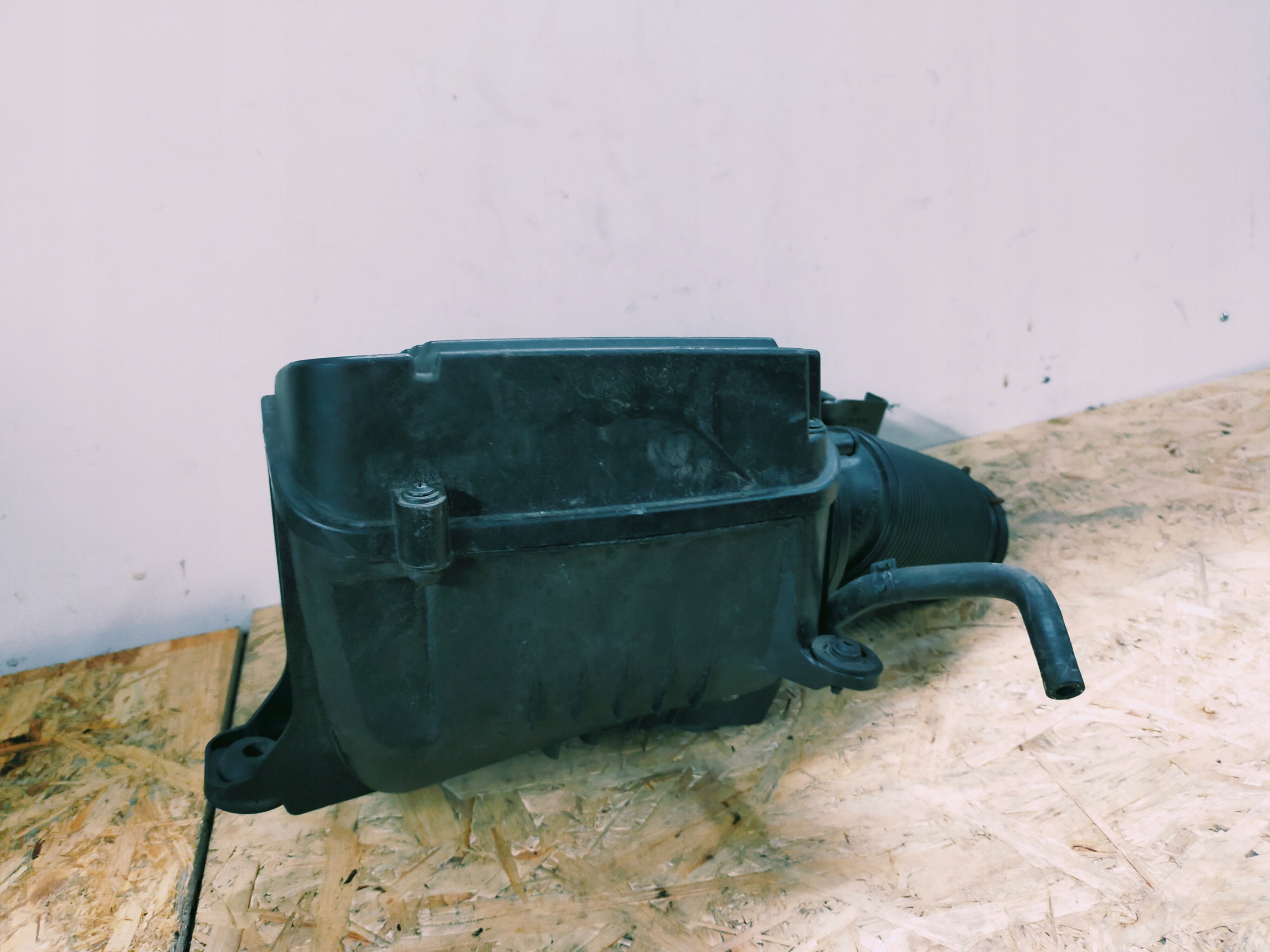 GEHÄUSE FILTER LUFT VW AUDI SKODA 1K0129607AL