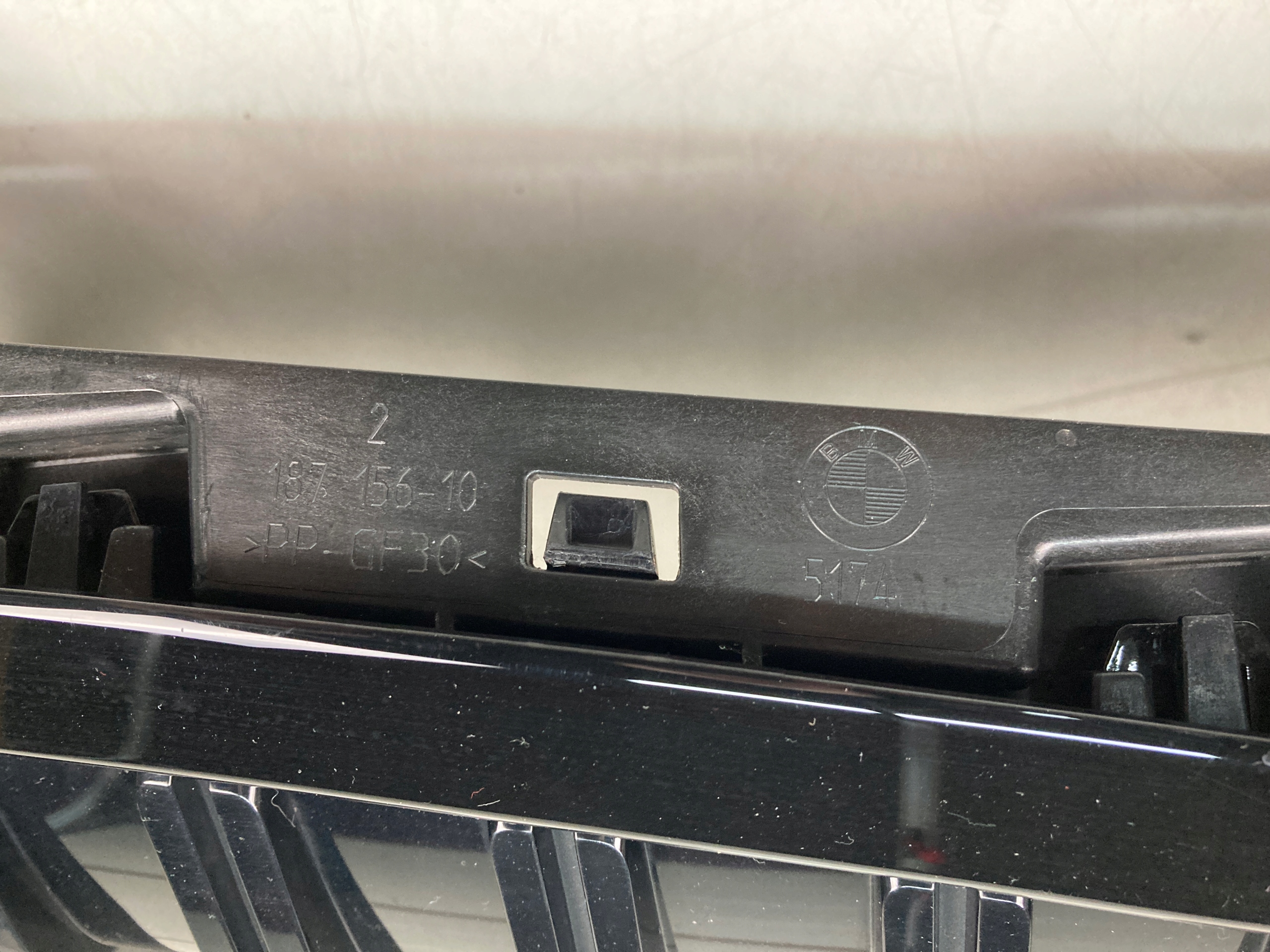 BMW 3 G21 Kühlergrill FRONTGRILL Kühlergitter 5AZDB49 - Thumbnail 10