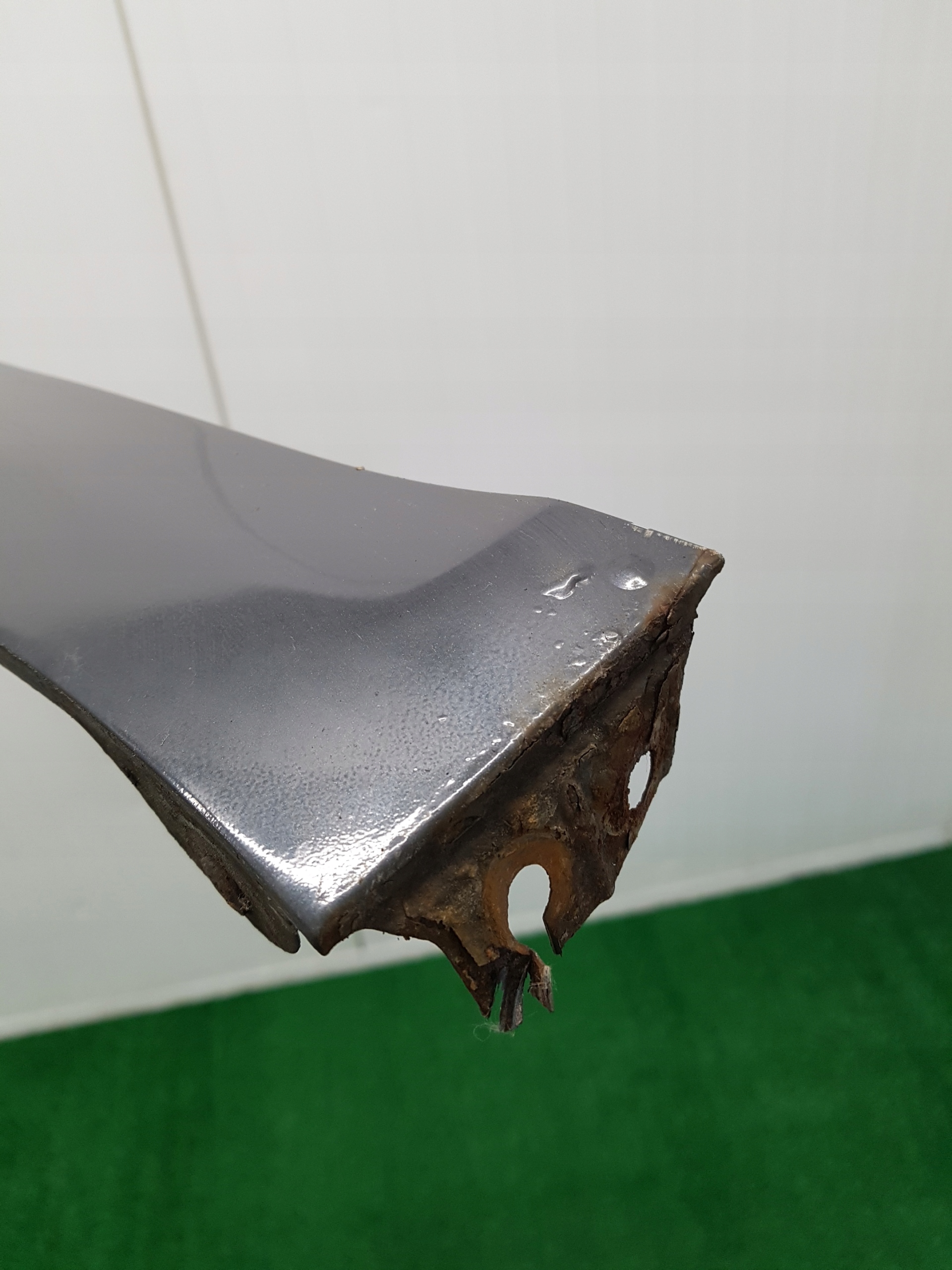 fender left front LIFT SEAT LEON 2