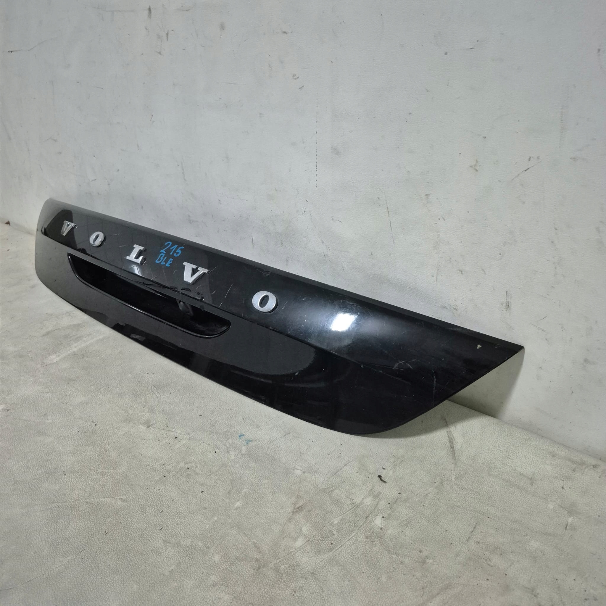VOLVO V40 12-19 cap moulding cap bonnet rear part