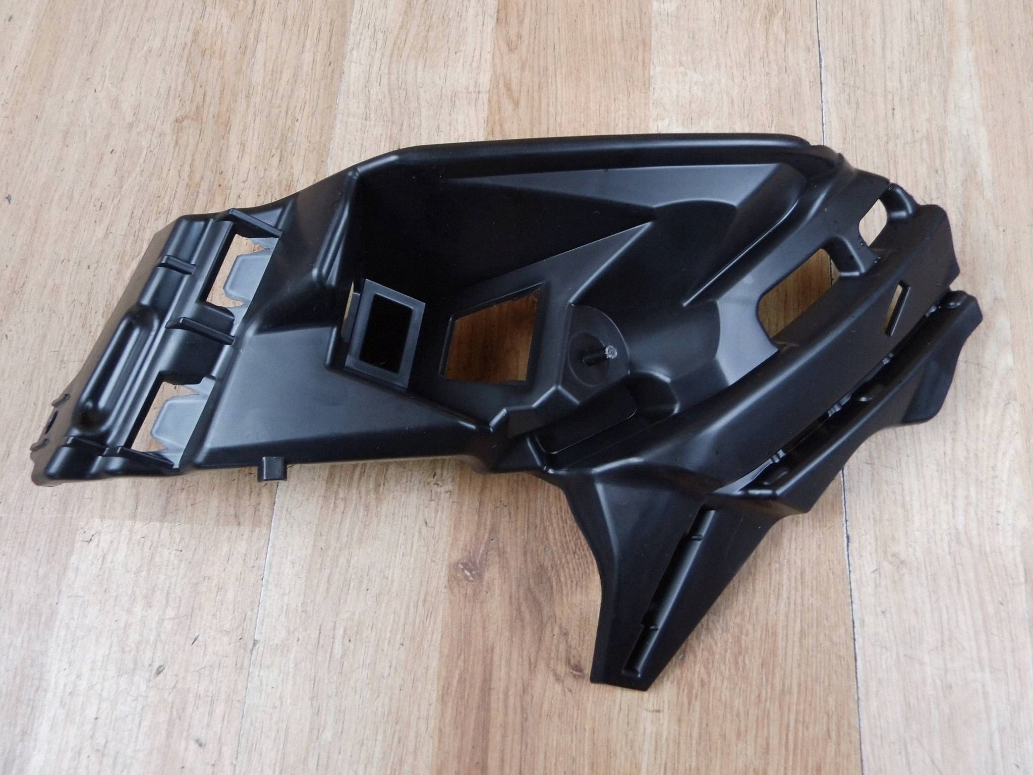 Skoda Karoq 2017-2021 support holder of a bumper right front
