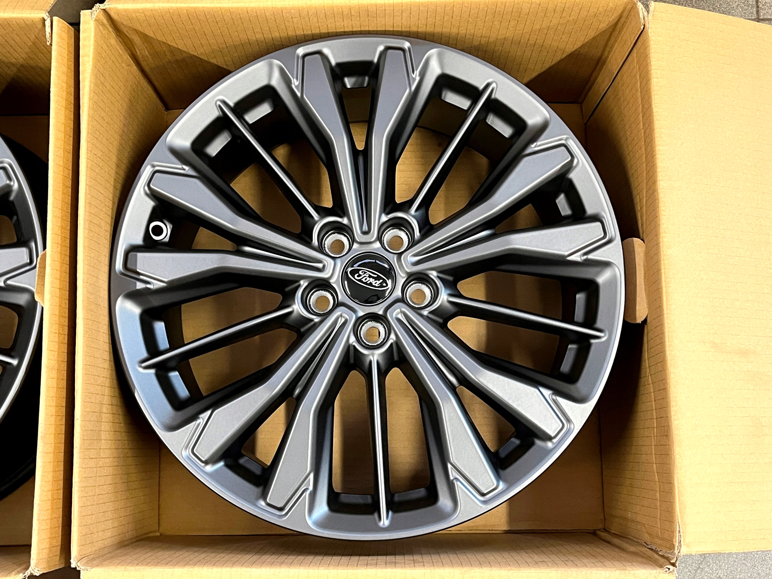 4 × алюминиевый диск Ford OE 7.5 