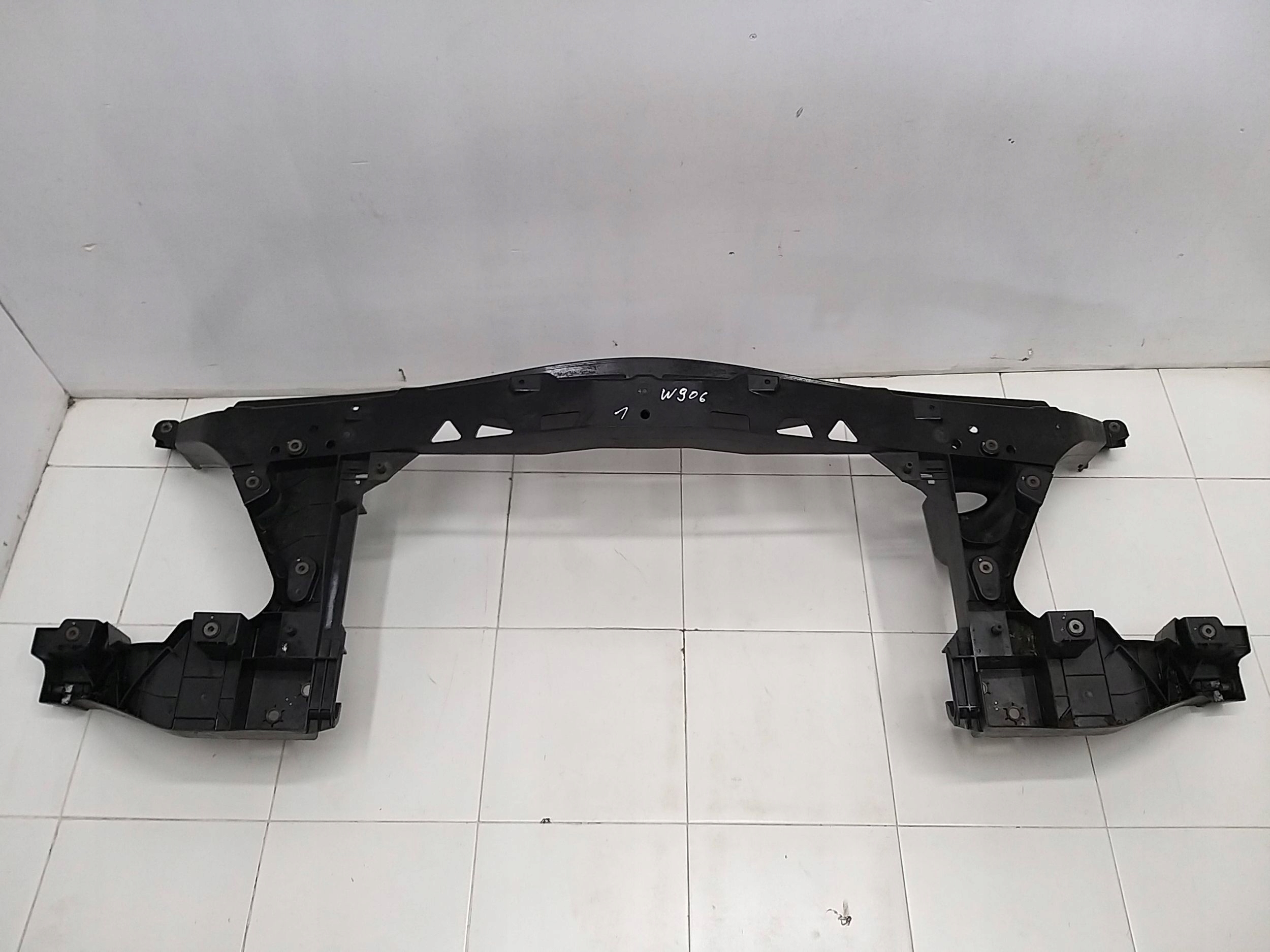 MERCEDES SPRINTER W906 906 CRAFTER 06- support panel for radiators pillar A9068800103