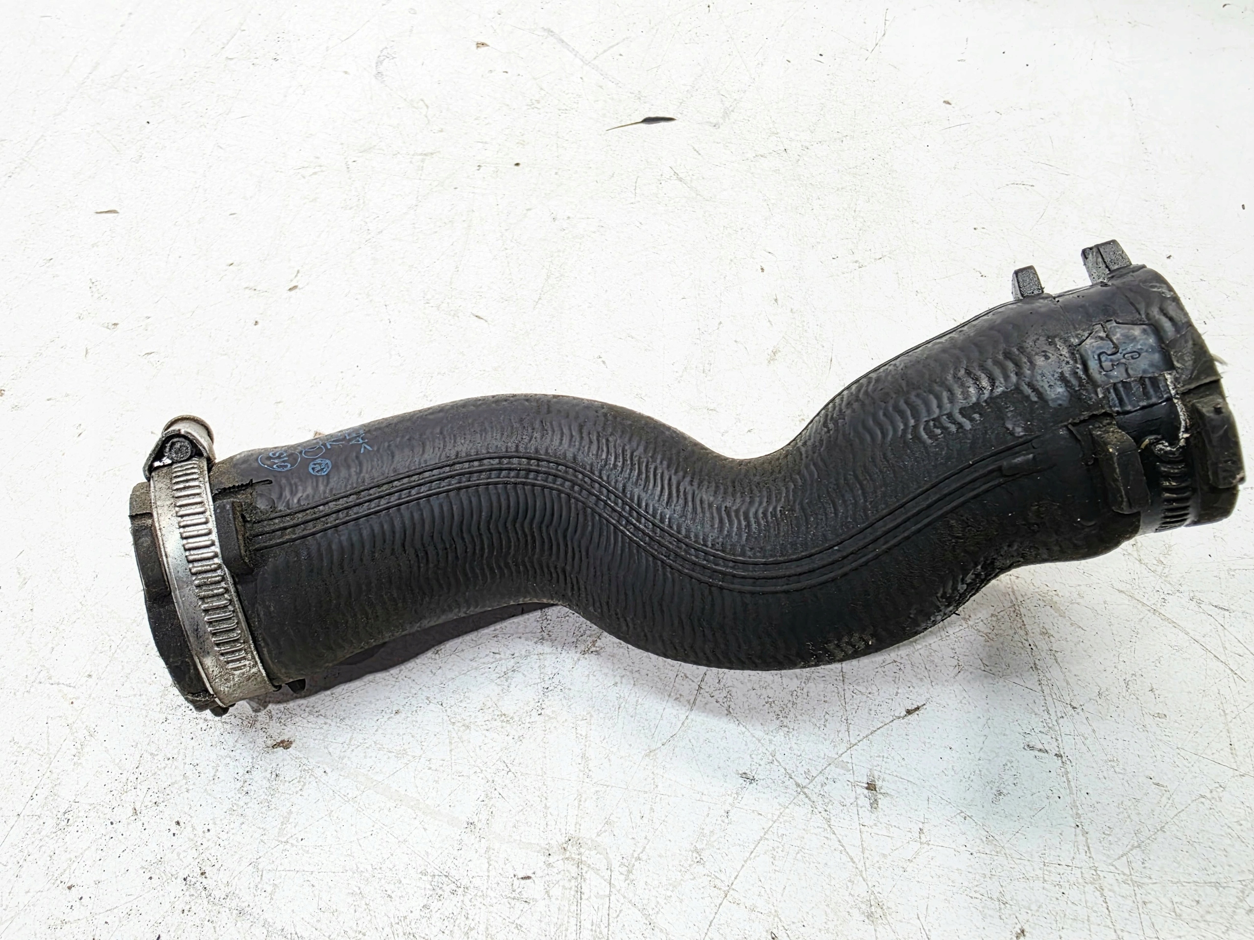 trouba hadice intercoolera AUDI Q7 4L 4.2 TDI 7L8145980