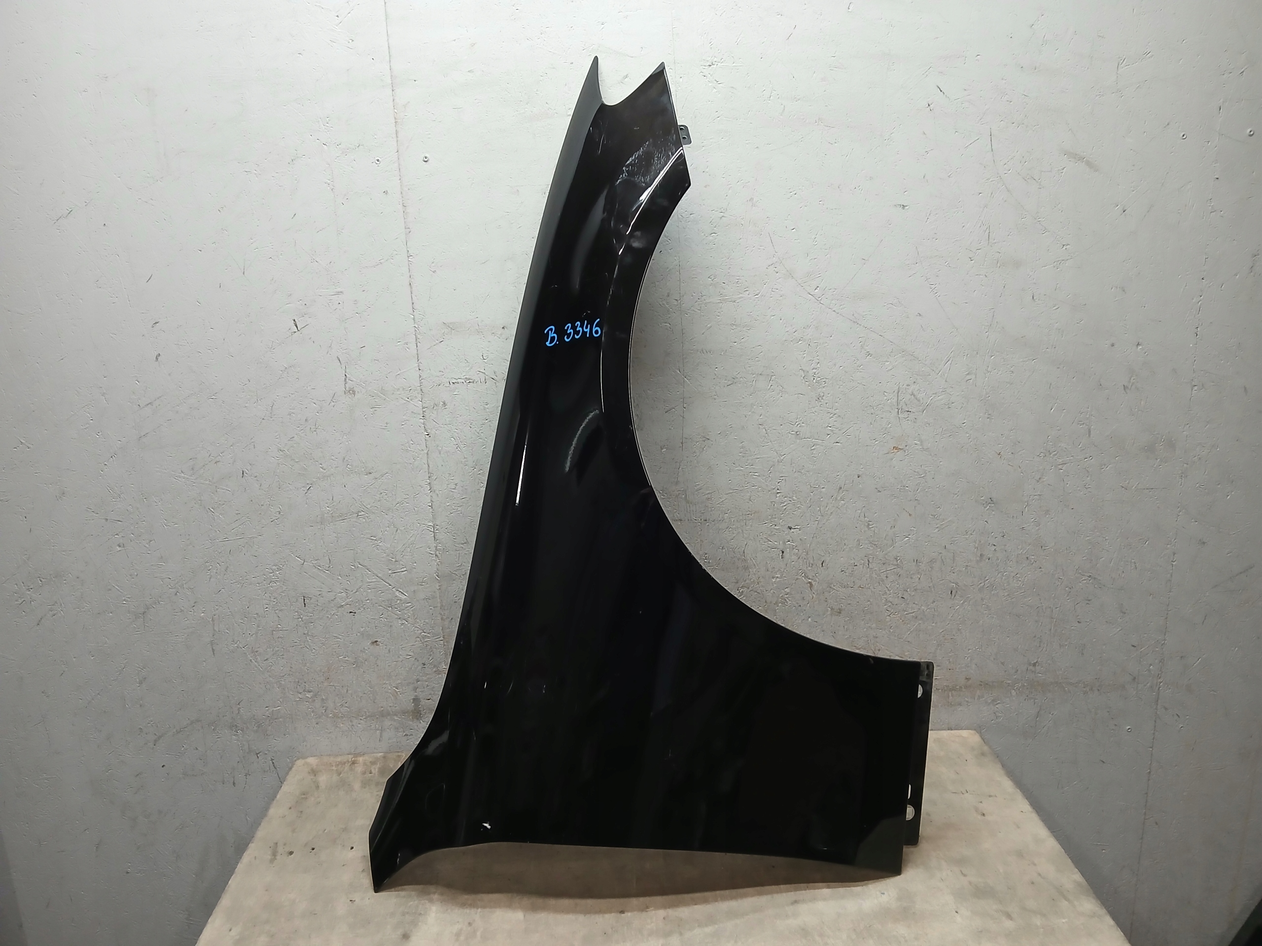 fender front right MERCEDES E KLASA W213