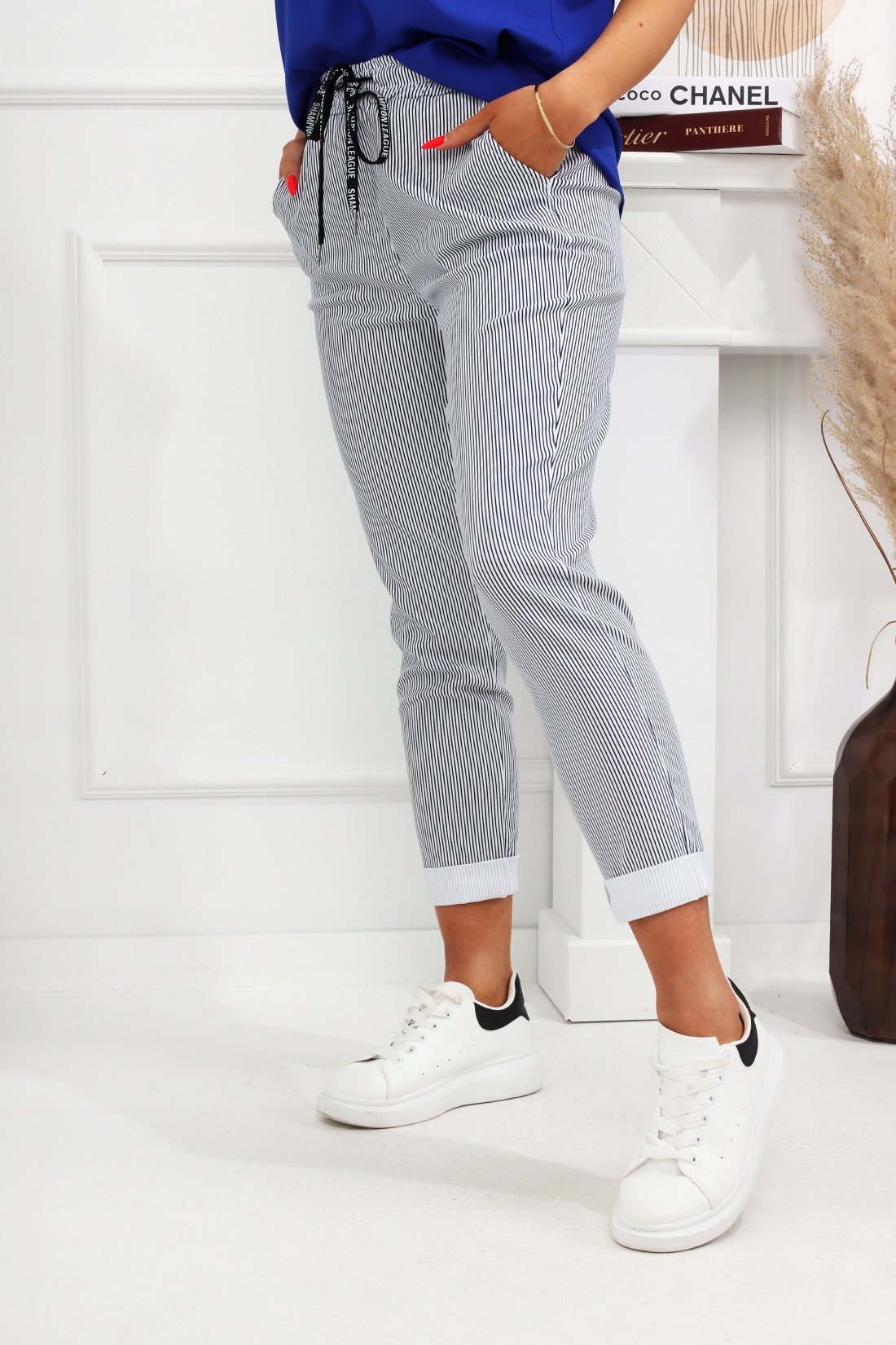 SPODNIE DAMSKIE RURKI CYGARETKI KLASYCZNE MODNE WYGODNE ELASTYCZNE 48 4XL Rozmiar 4XL