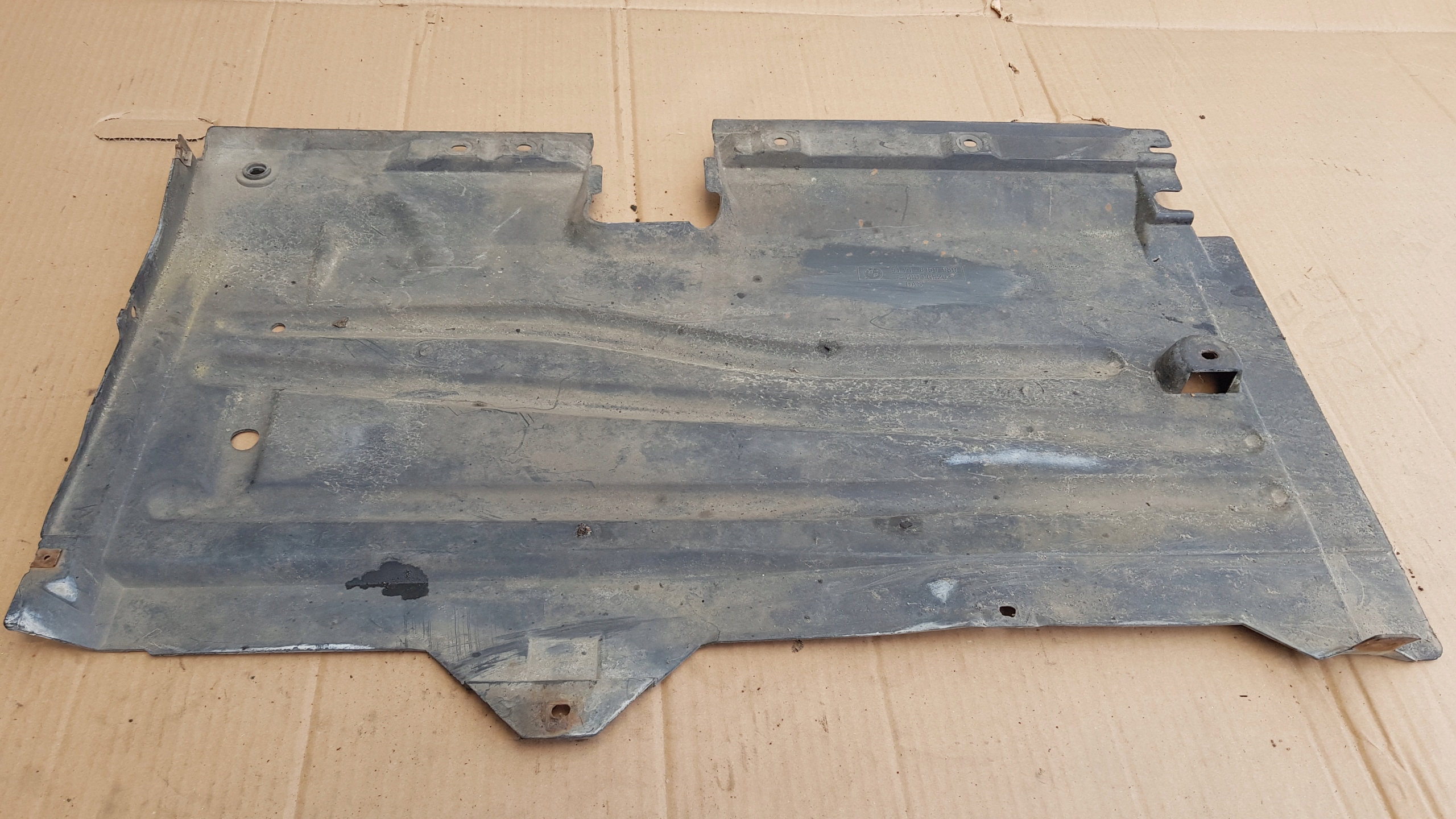 BMW 3 E46 cover chassis cover right