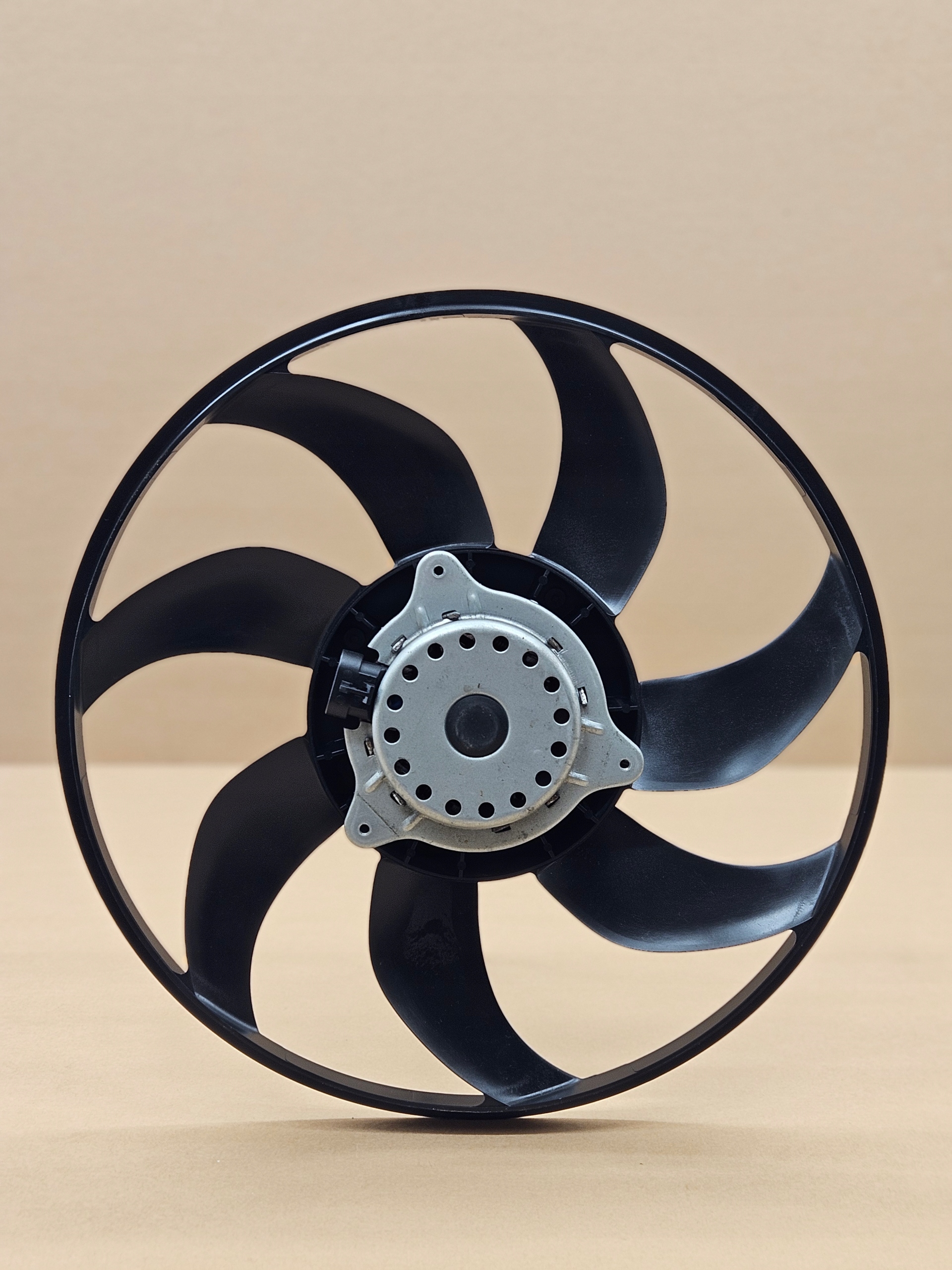 WENTYLATOR FIAT DUCATO CITROEN JUMPER PEUGEOT BOXER TOYOTA PROACE MAX