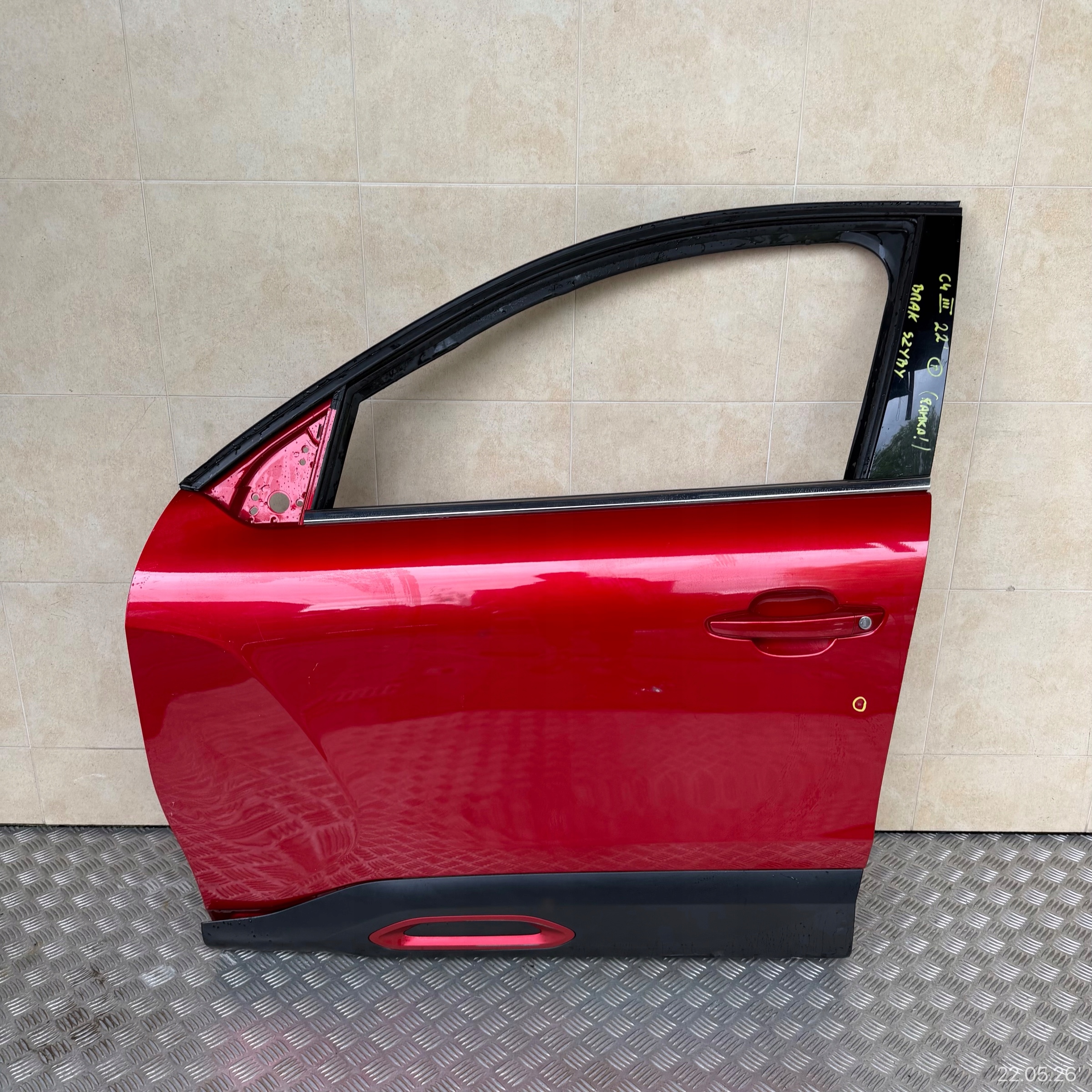 door complete front left CITROEN C4 III 2022 ROK does not have windows