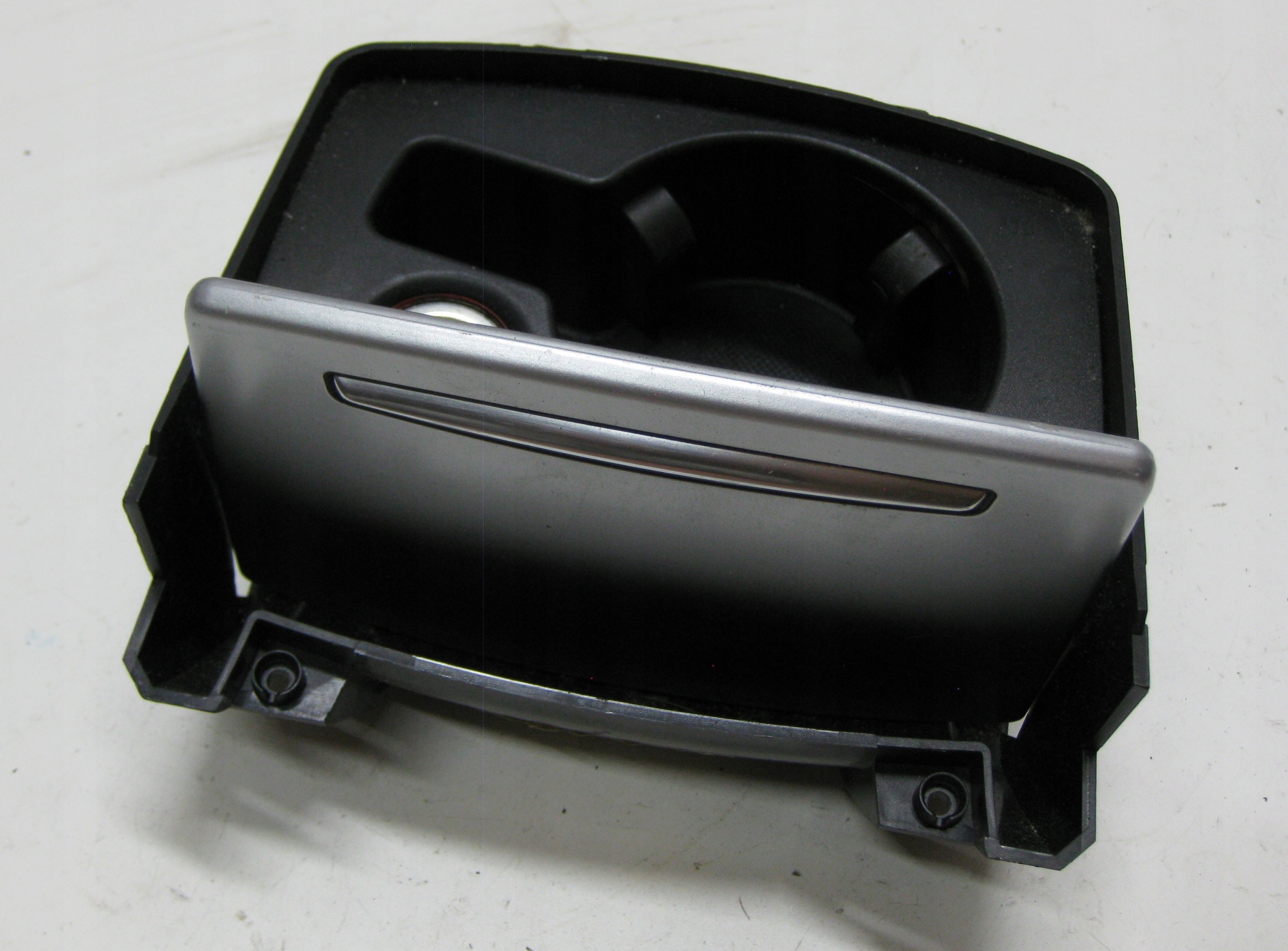AUDI A6 C6 LIFT KOMBI bracket for KUBEK 4F1862533C