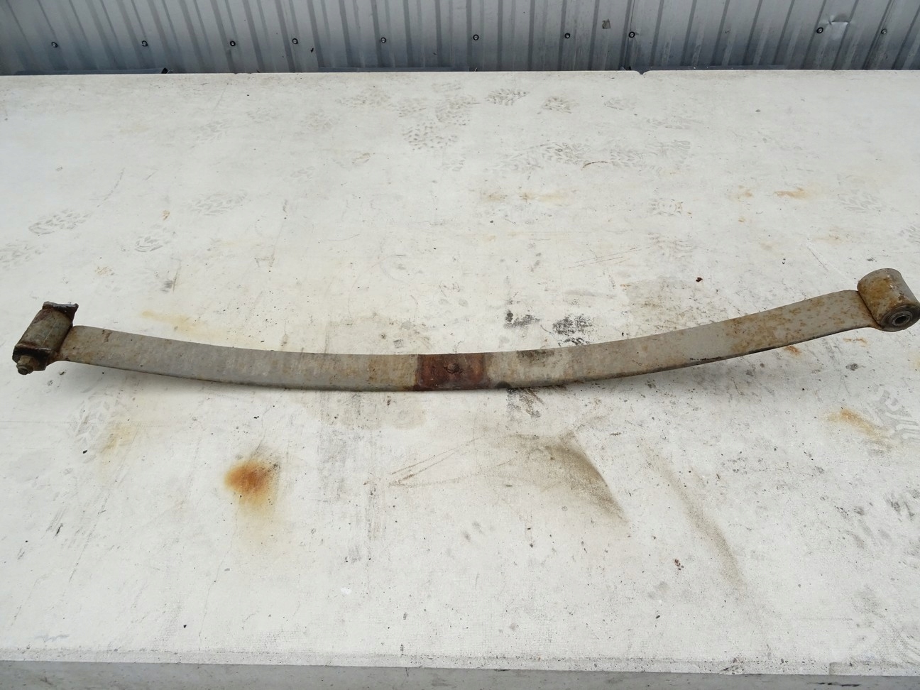 2.5D - РЕСОРА ЗАДНЯ ПРАВА CITROEN JUMPER 2.5 D 94-02