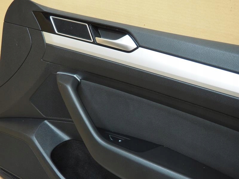 vw GOLF VI 5k6 дверные карты левый зад