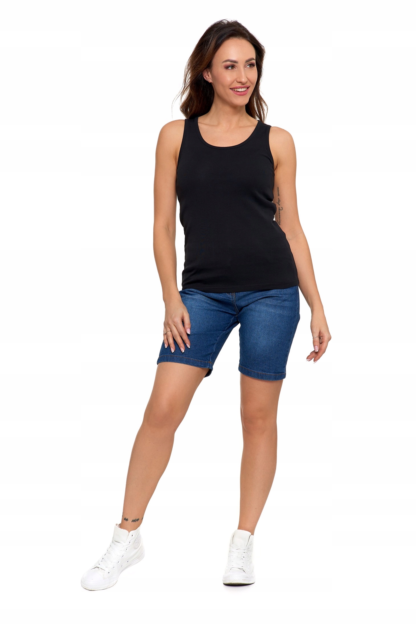 CZARNA KOSZULKA DAMSKA NA RAMIĄCZKACH KLASYCZNA GŁADKA TANK-TOP MORAJ L Kolor czarny