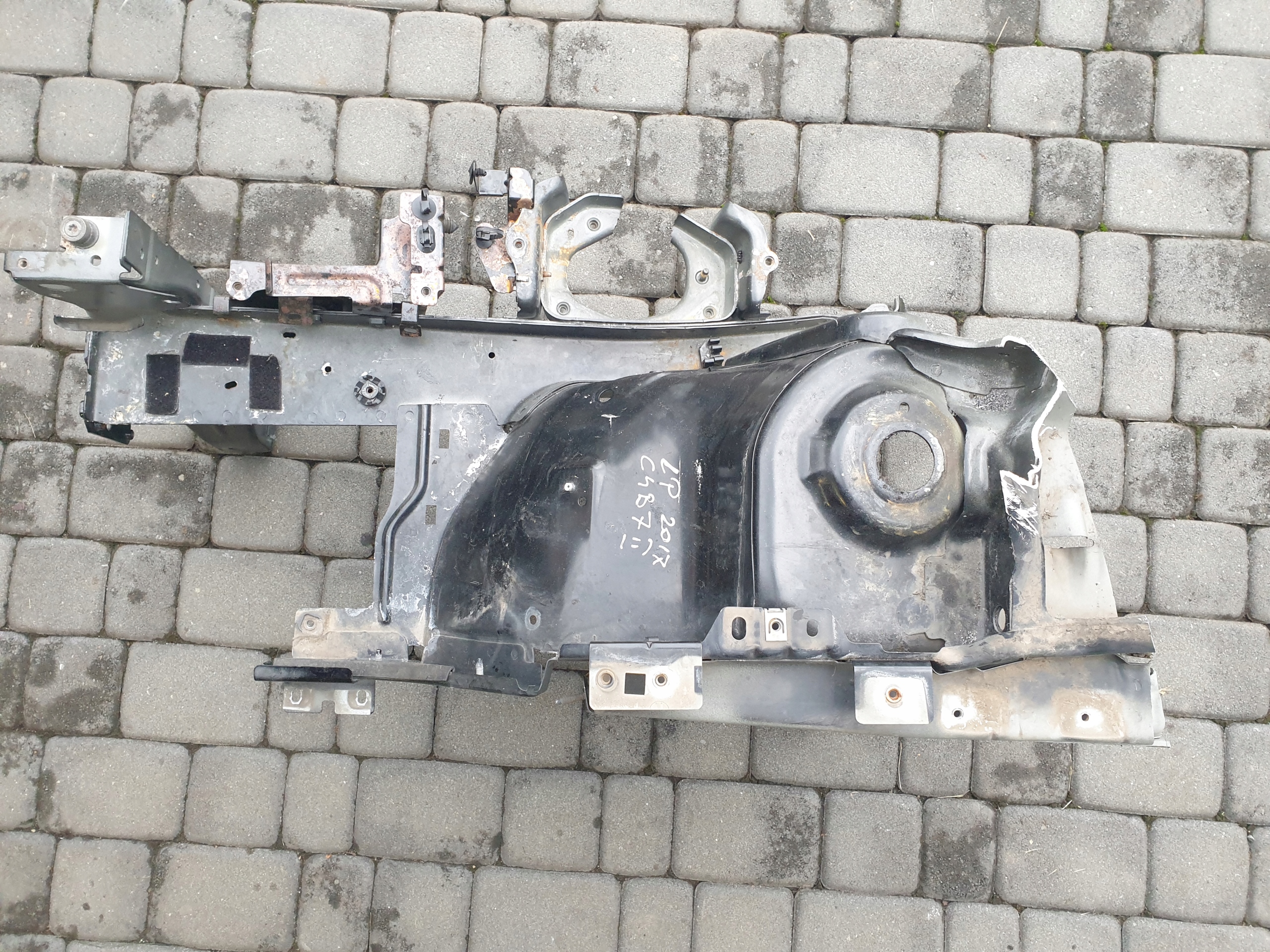 quarter FARTUCH quarter CITROEN C4 B7 II 2010-2018 left