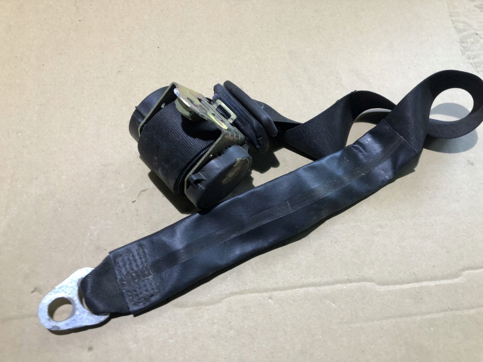 ремень безопасности vw LT MERCEDES SPRINTER 903 0028607185