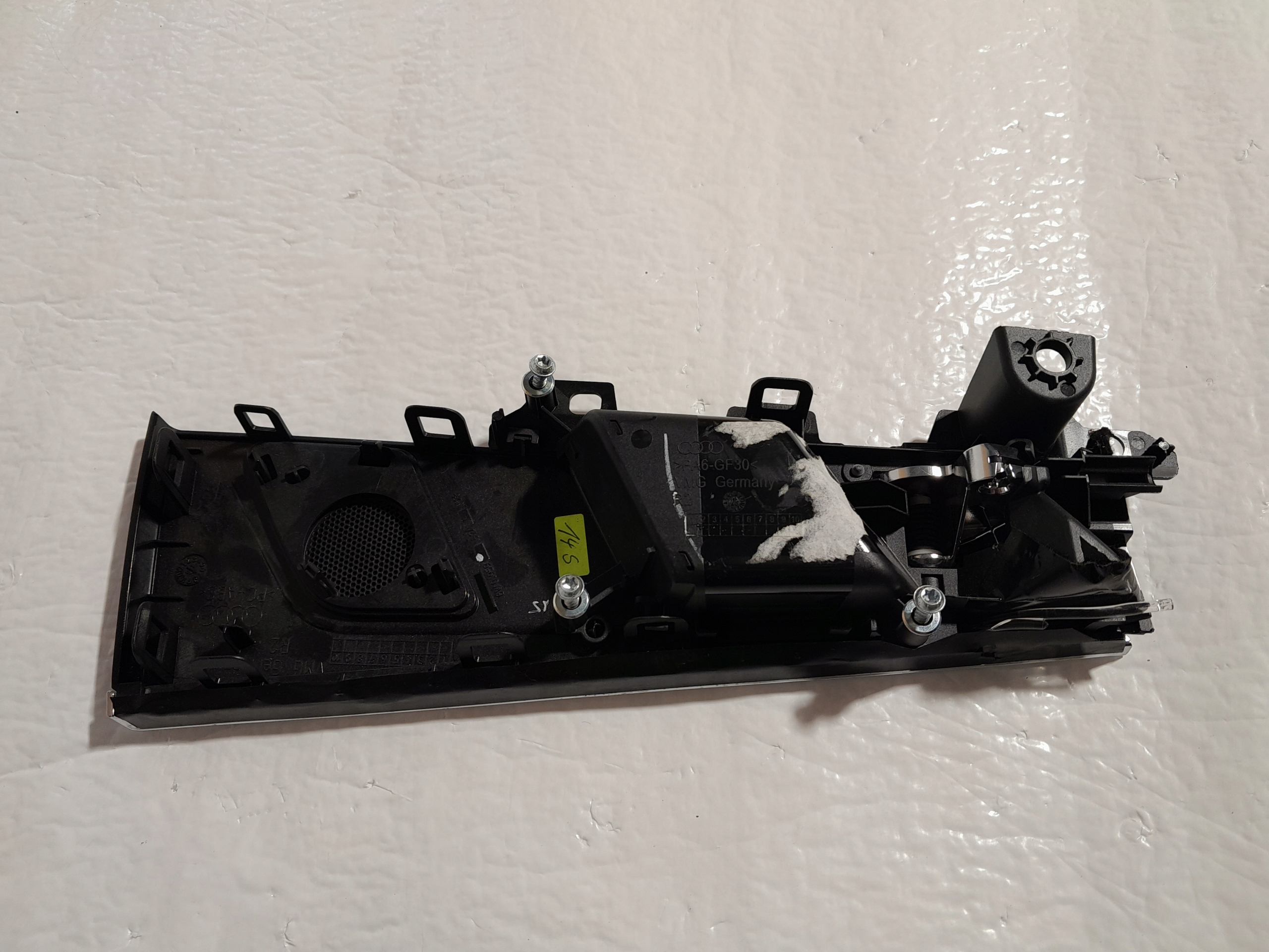 Audi A4 B9 ручка двери внутренняя 8W0959524