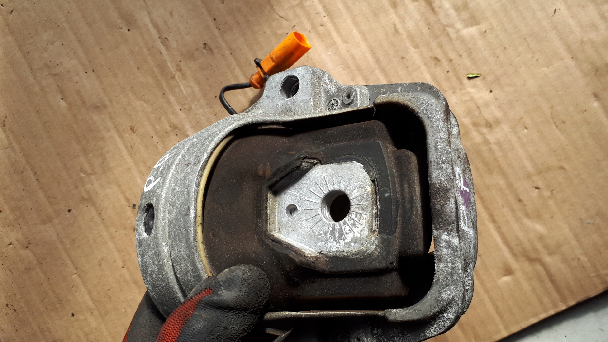S4 B8 Motorlager 3.0 TFSI 8K0199381EC S5