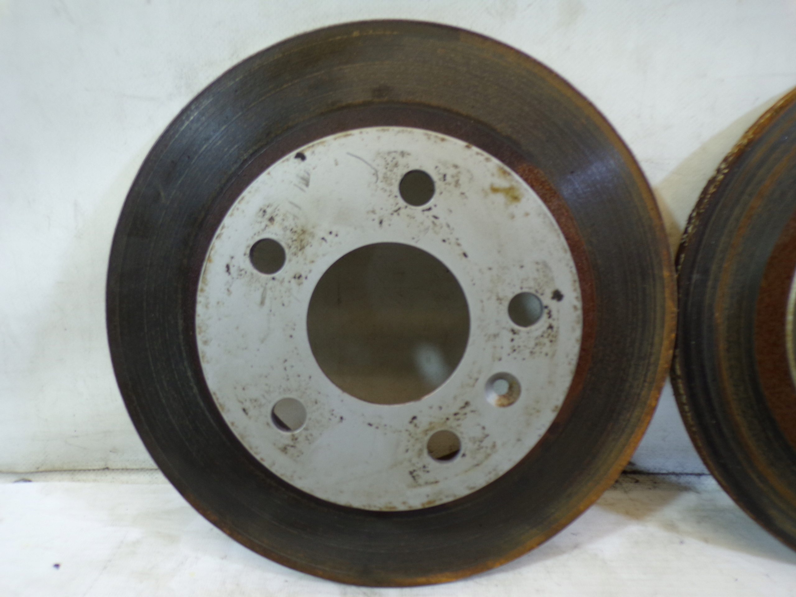 discs brake rear. rear part calipers plates OPEL ASTRA H HB