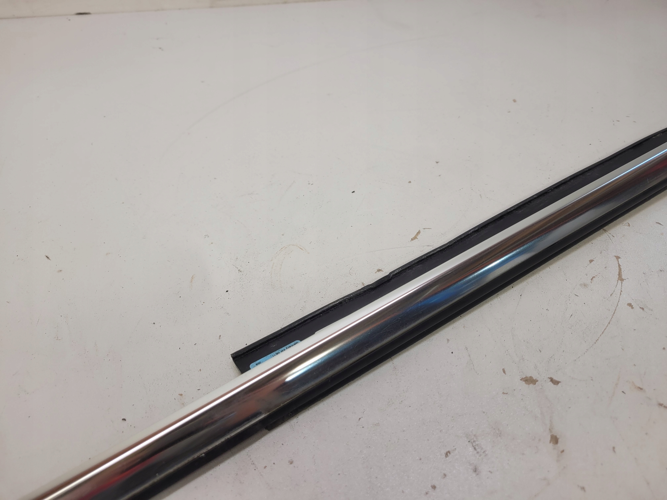 moulding CHROM door P front AUDI A8 D4 4H0853284B