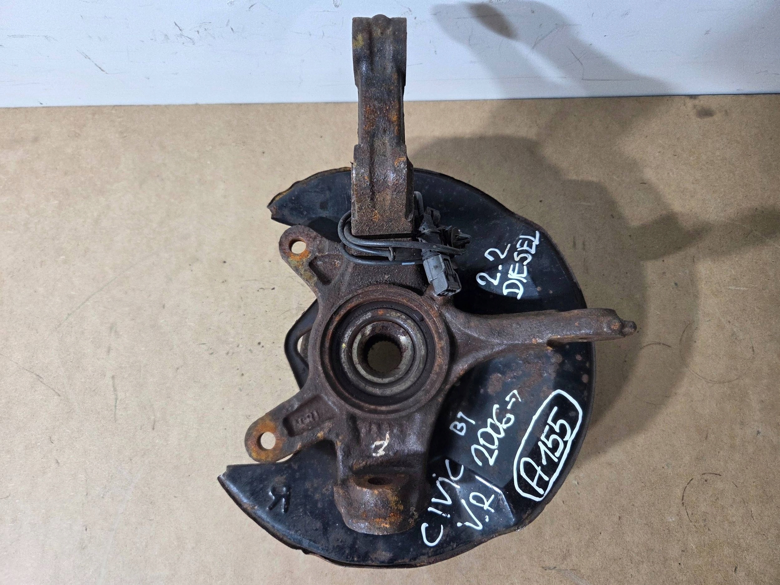 Honda Civic VIII 2,2 C-TDI swing front right (A155)